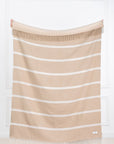 Neutral throw blanket