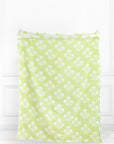 Niceane Flowers, Light Green Throw Blanket, Woven Flowers with Piping, 50"x70"