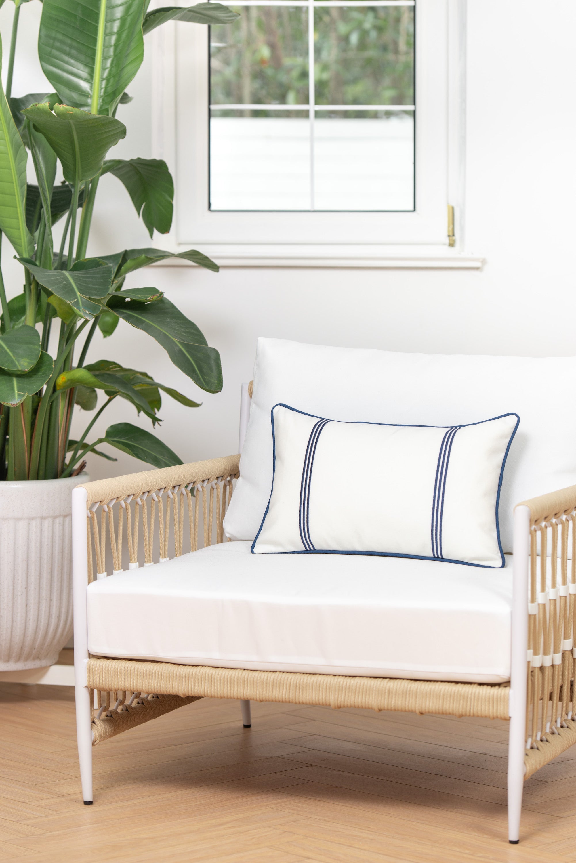 Coastal Navy Striped Pillow Cover, Embroidered Vertical Line | Hofdeco