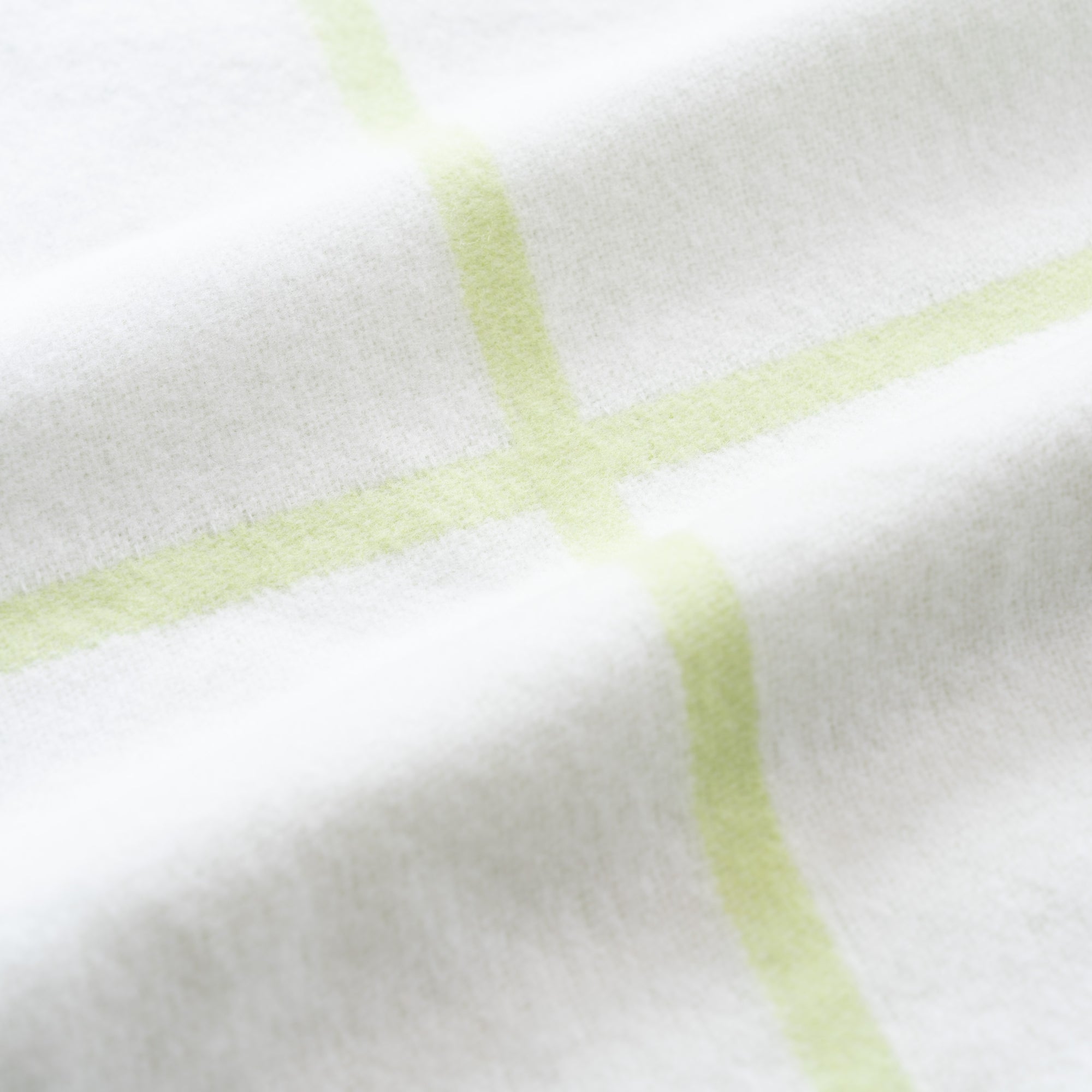 Viora Plaid, Green Plaid Throw Blanket, Woven with tassels, 50&quot;x70&quot;