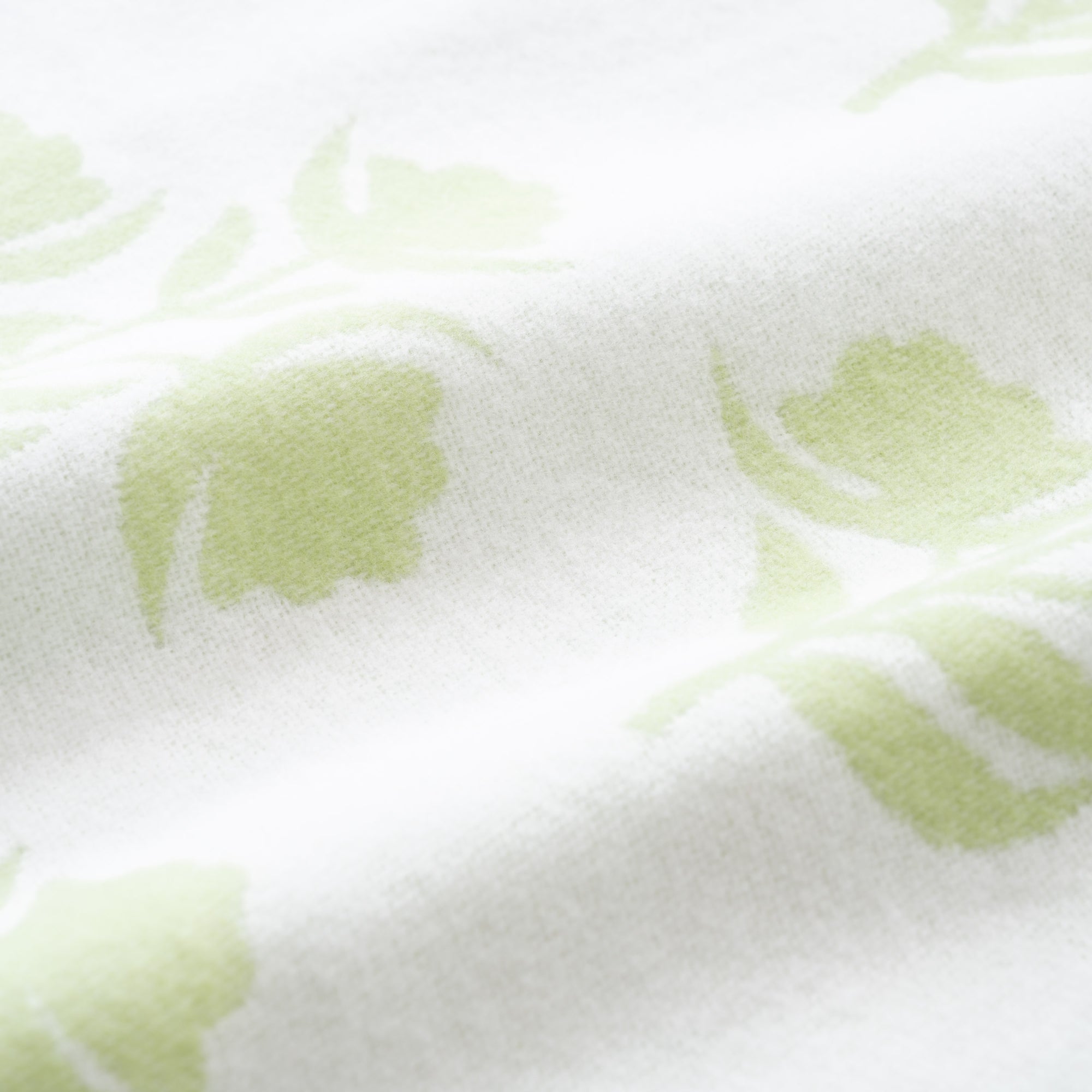 Niceane Flowers, Light Green Throw Blanket, Woven Flowers with Piping, 50&quot;x70&quot;