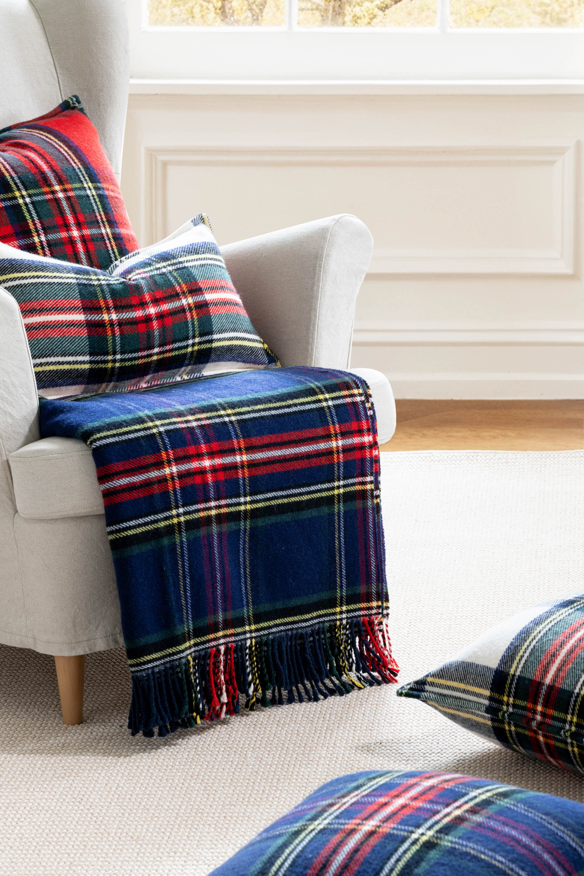 Royal Stewart Tartan Plaid, Merino Wool Cozy Throw Blanket, Navy Red, 50"x70"