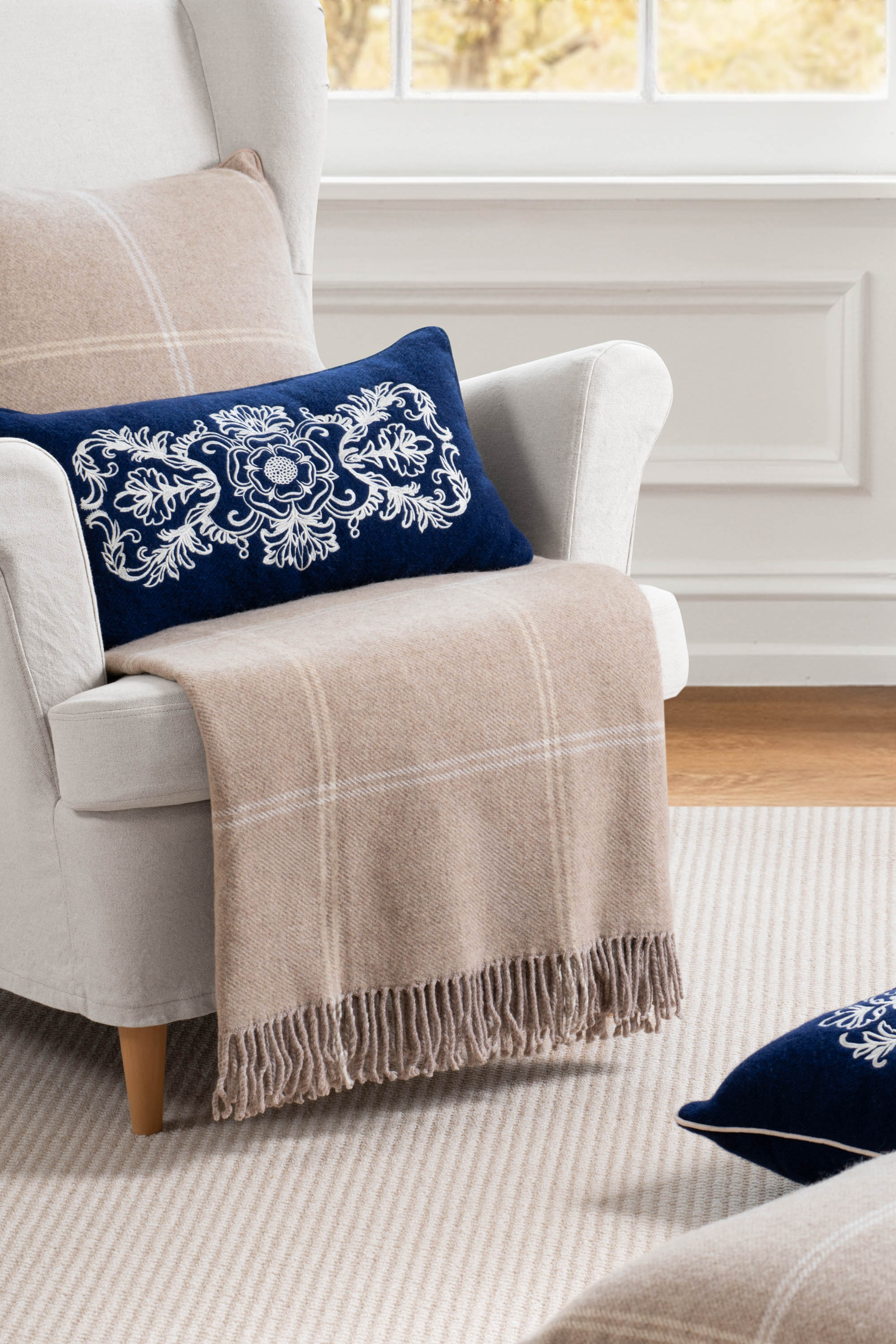 Chatham Windowpane, Merino Wool Christmas Throw Blanket, Classic Camel, 50"x70"