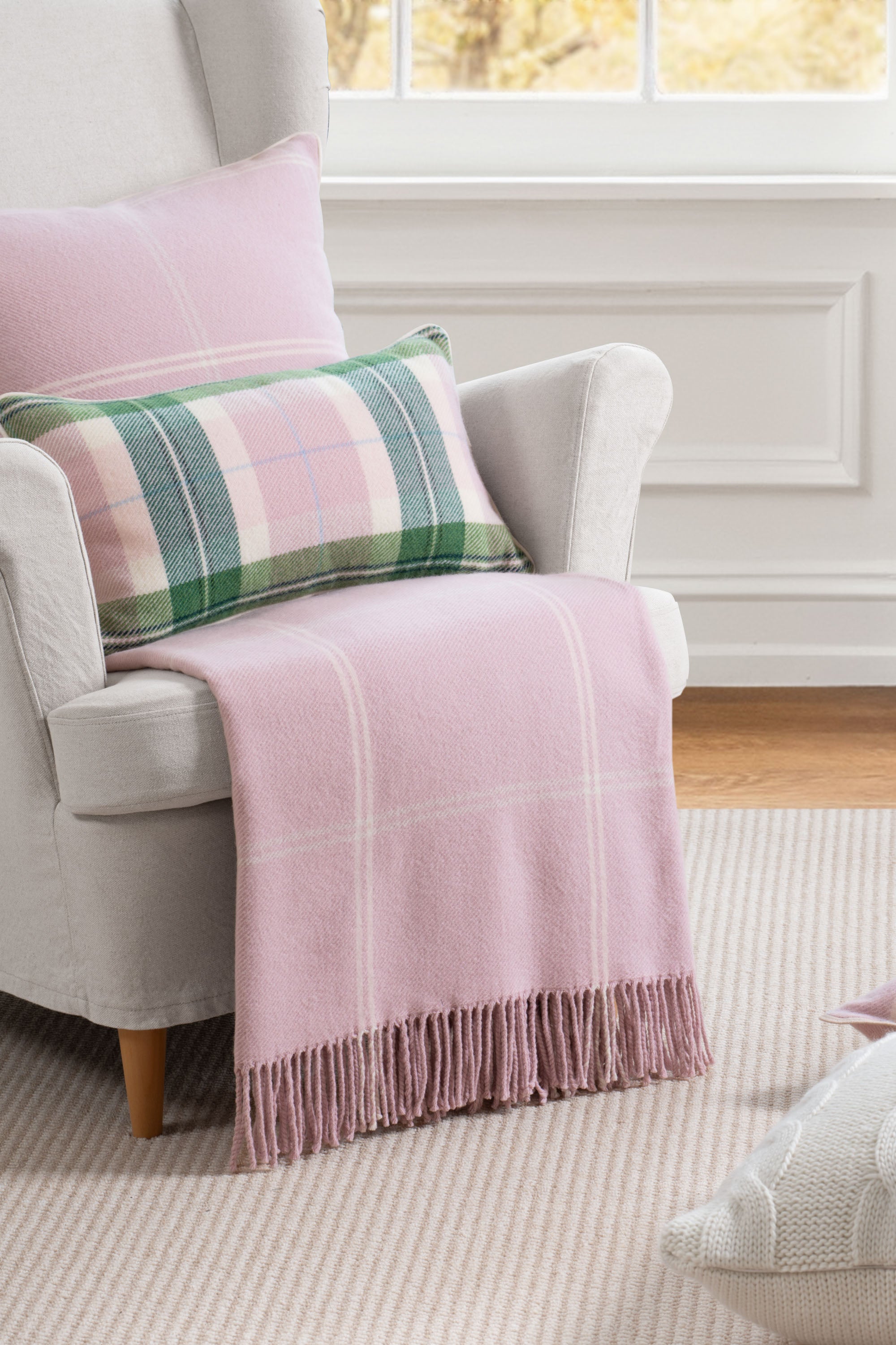 Chatham Windowpane, Merino Wool Pastel Throw Blanket, Vintage Pink, 50"x70"