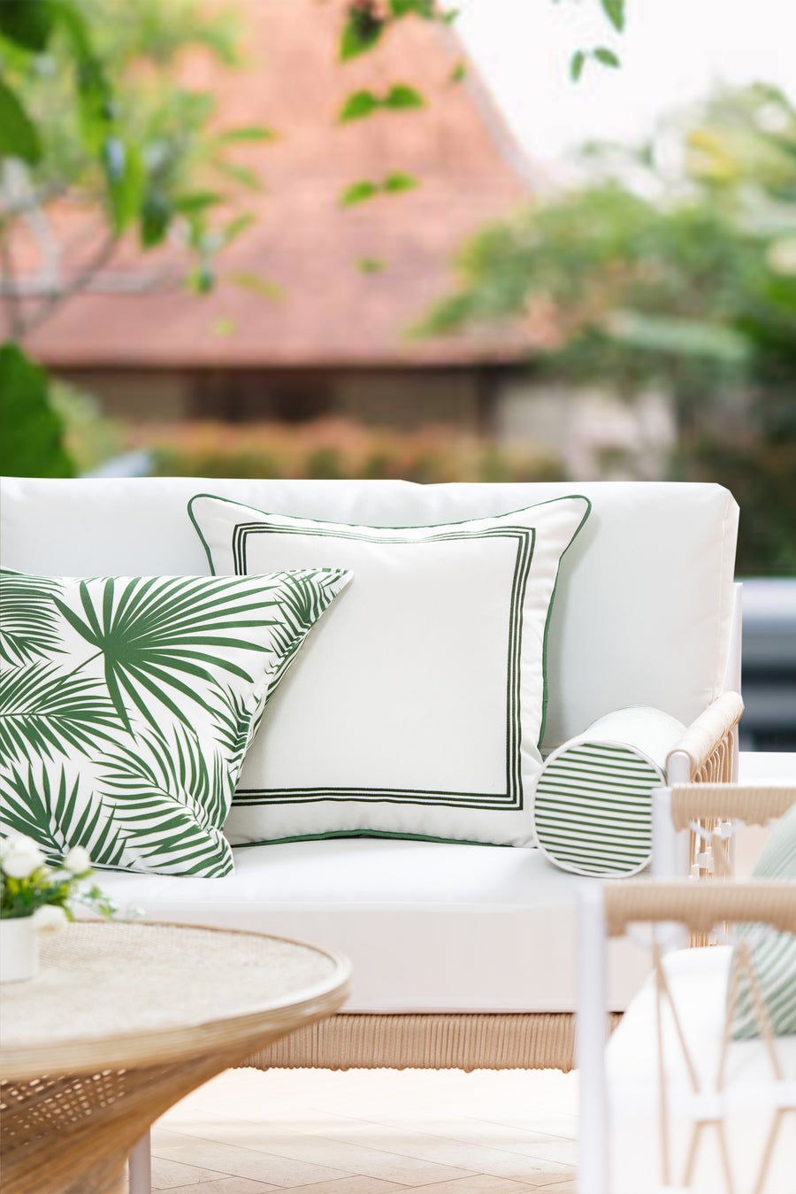 waterproof outdoor pillows