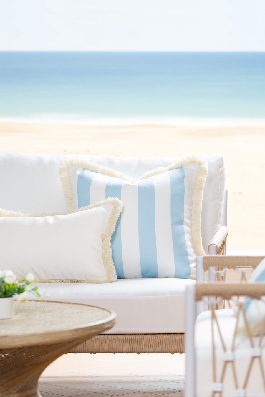 waterproof outdoor pillows