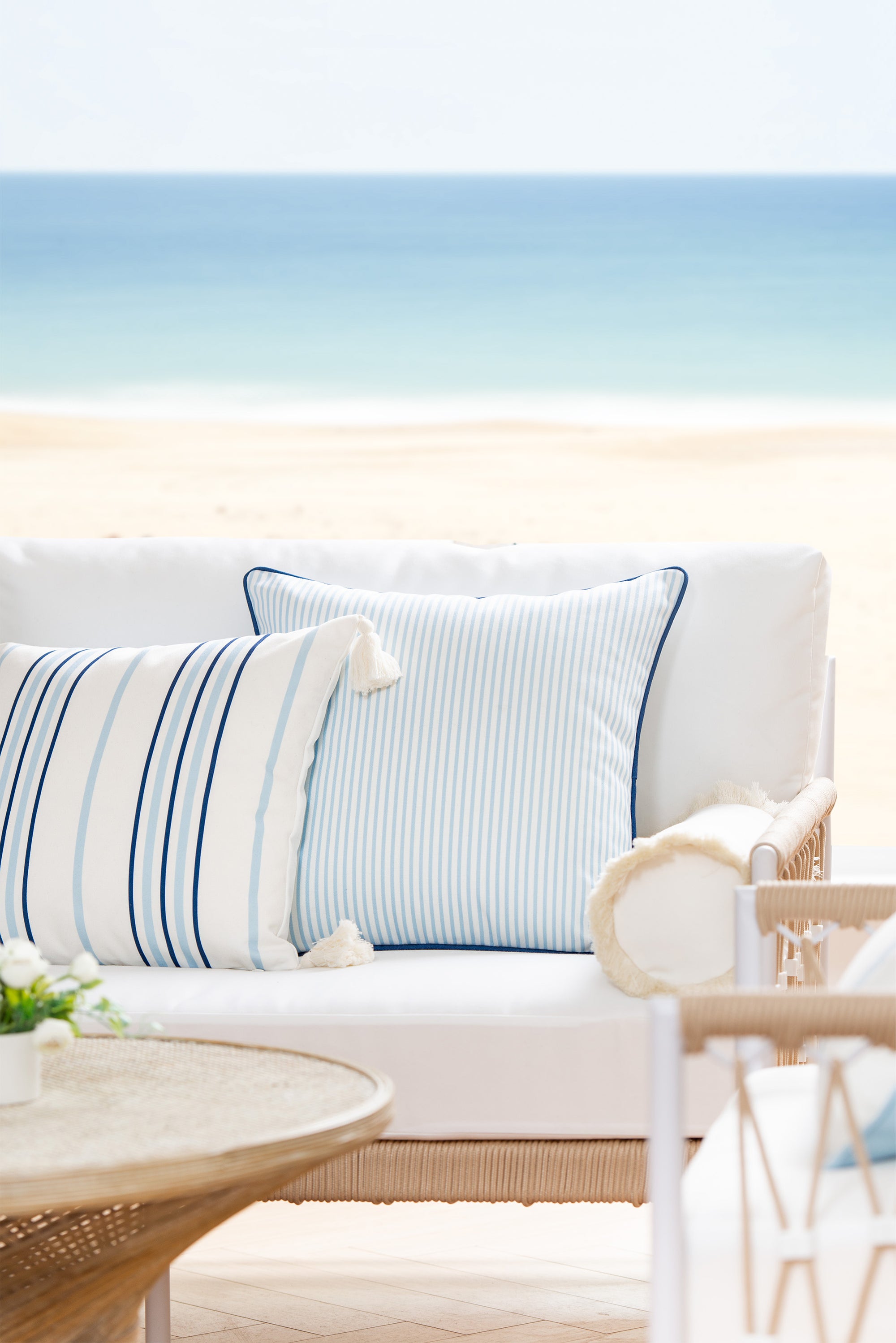 waterproof outdoor pillows