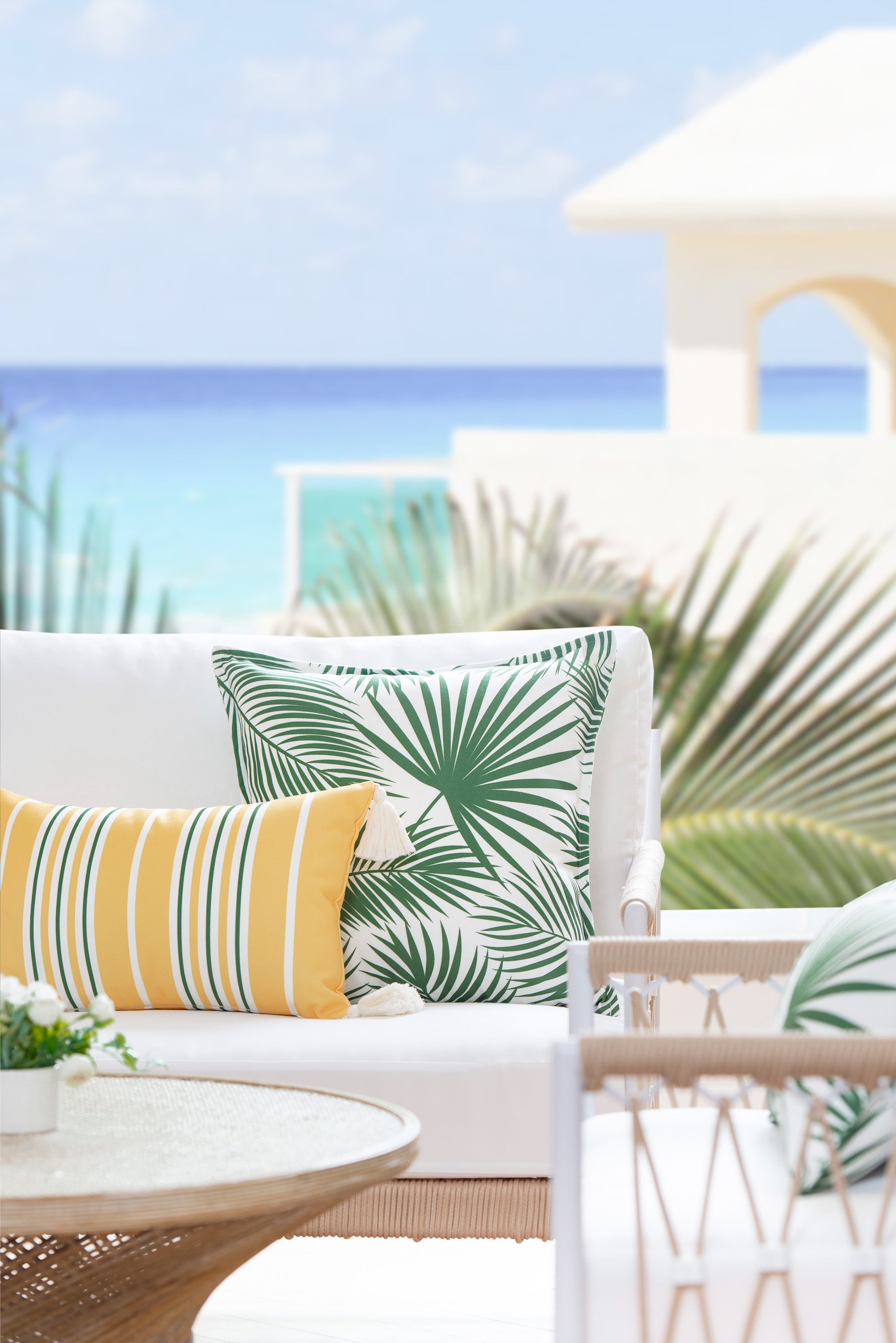 waterproof outdoor pillows