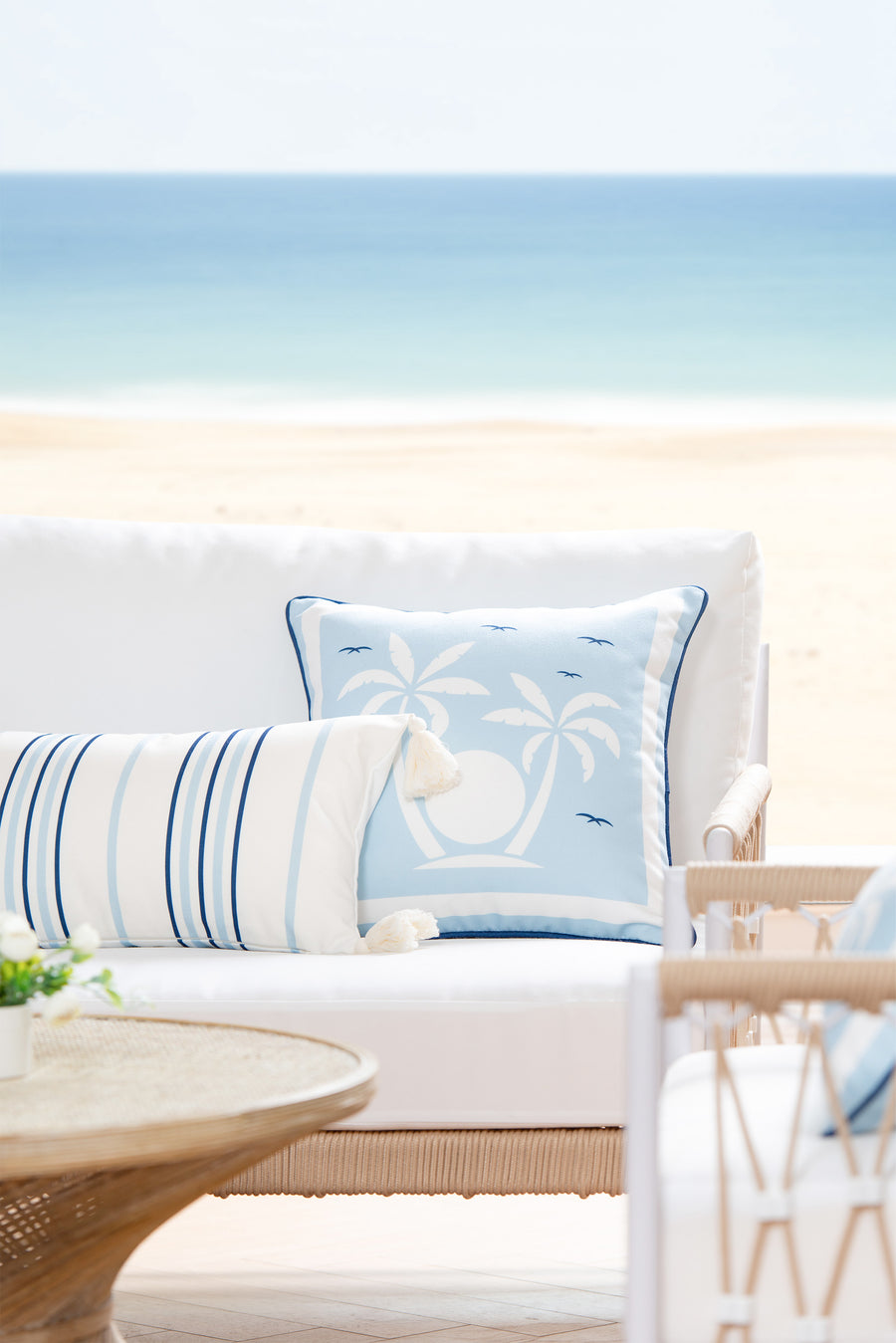 waterproof outdoor pillows