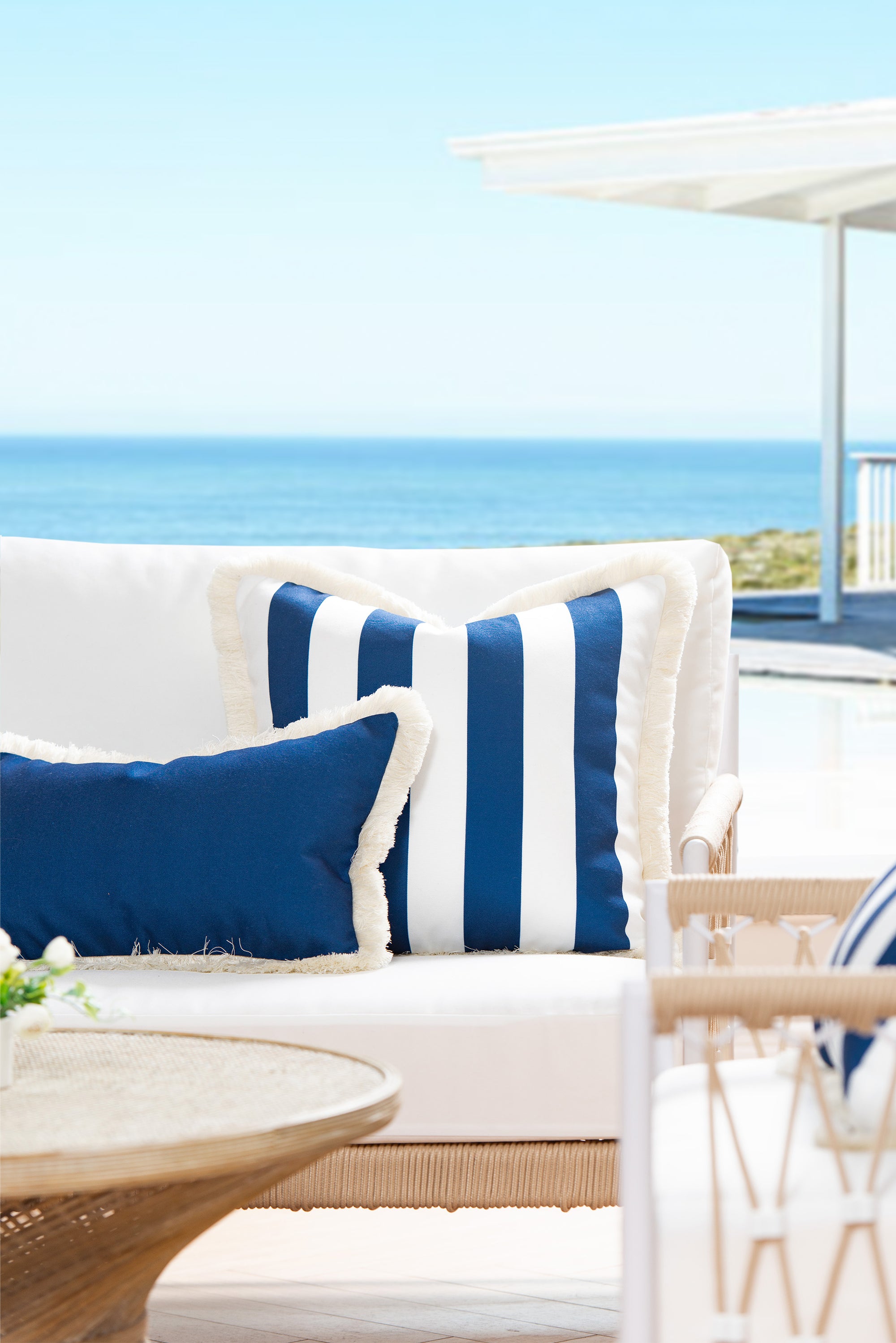 waterproof outdoor pillows
