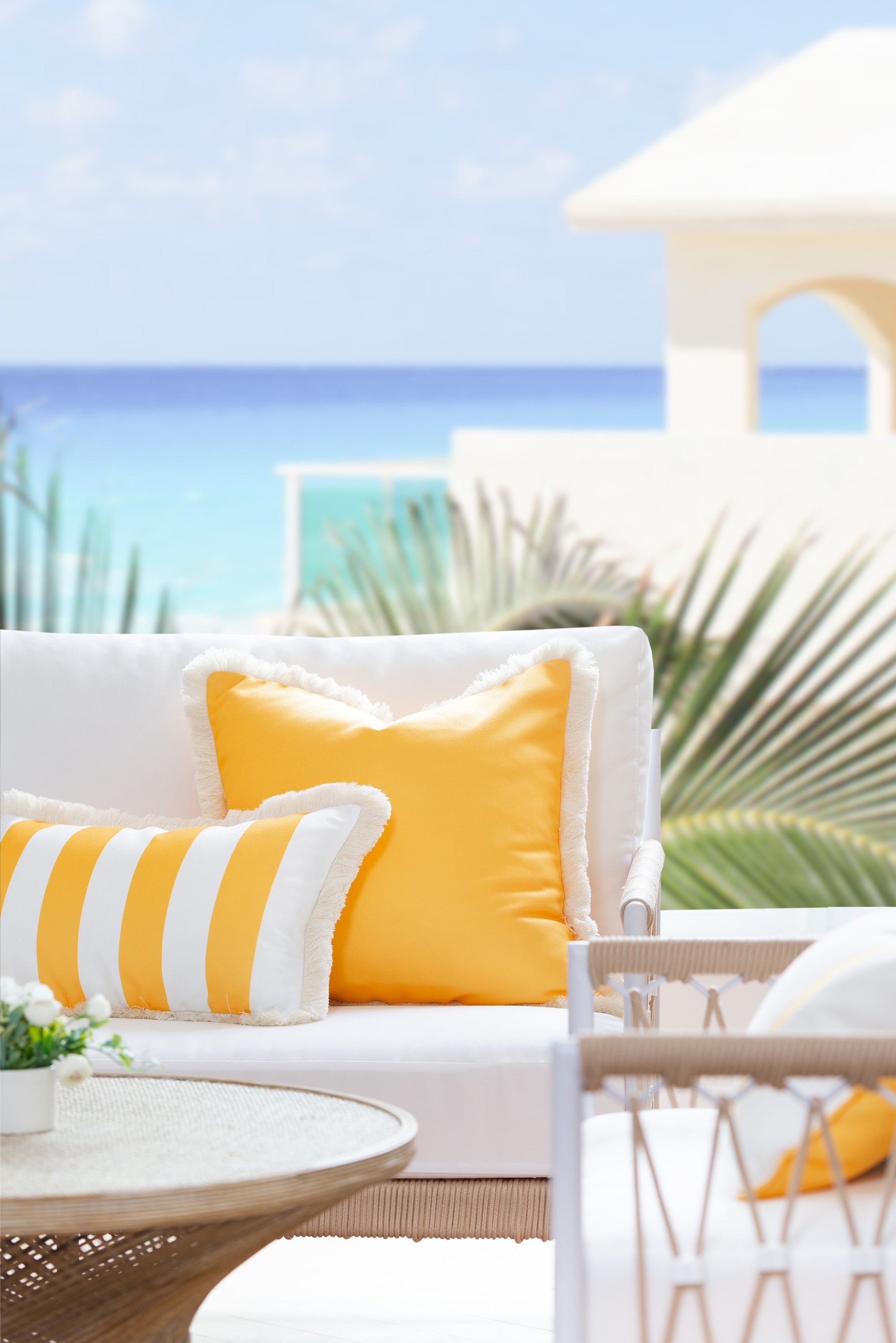 waterproof outdoor pillows