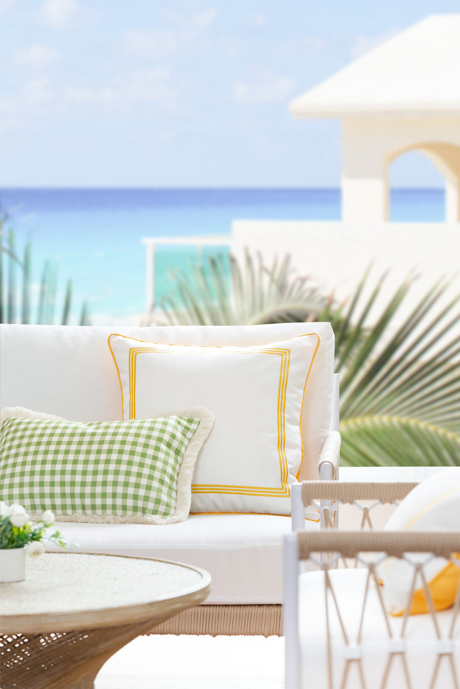 waterproof outdoor pillows