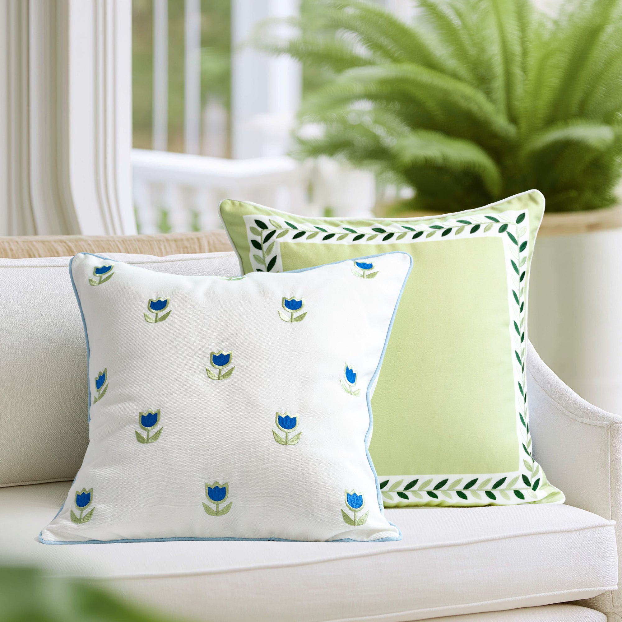 Leaf Pattern Pillow Cover