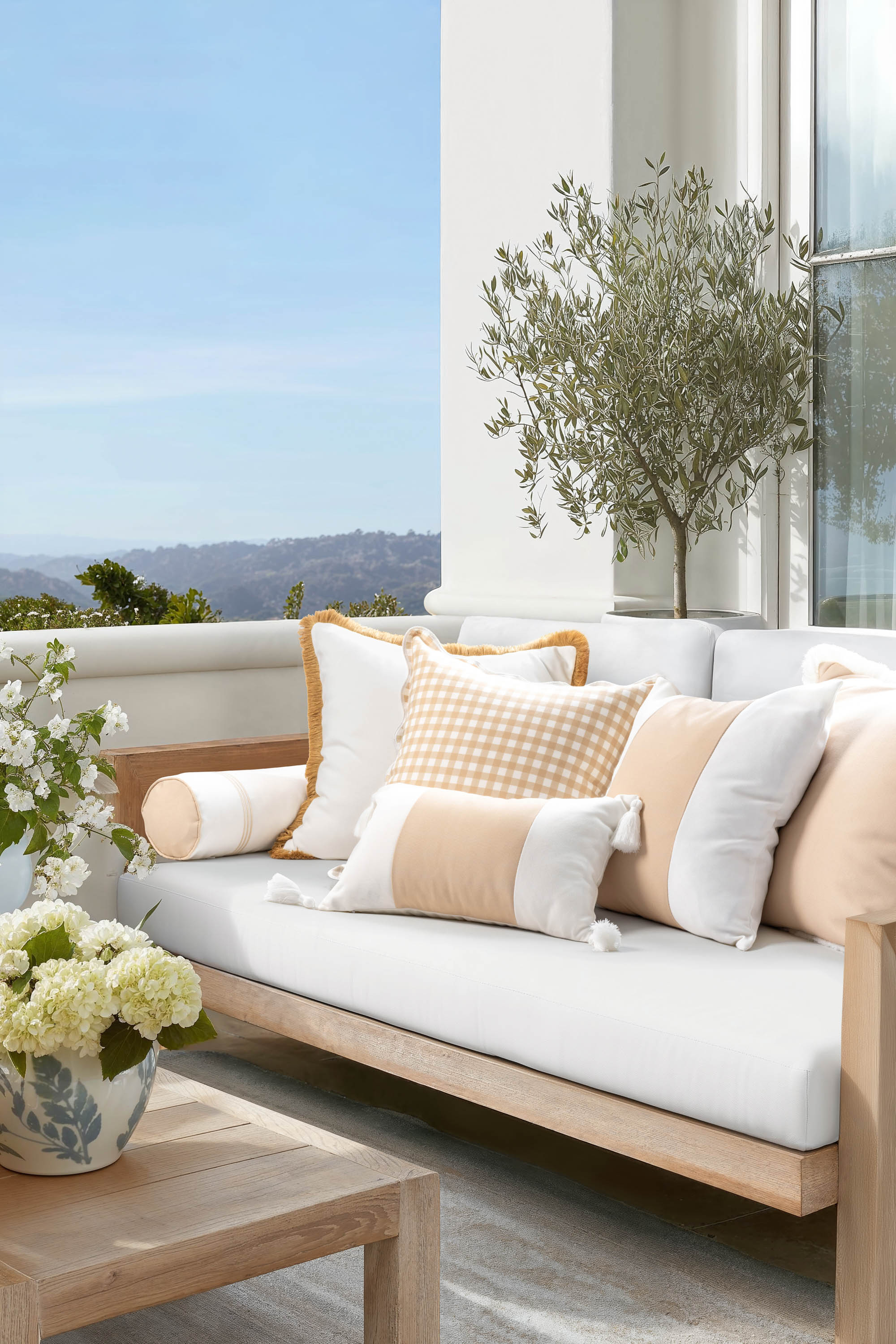 Coastbay, Indoor/Outdoor Tan White Pillow Cover, Solid with Fringe, 22&quot;x22&quot;
