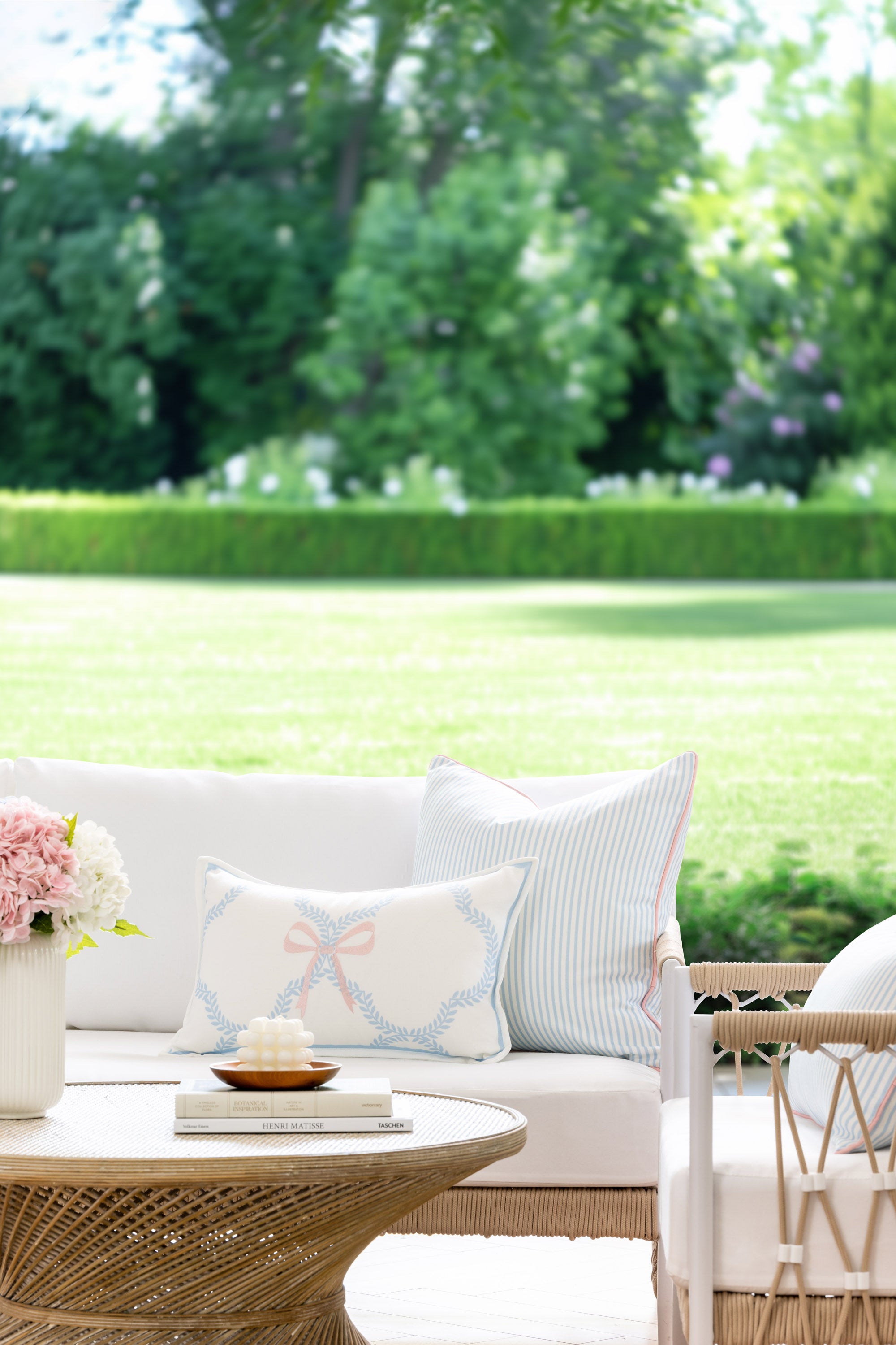 Coastline Stripes, Indoor/Outdoor Blue Striped Pillow Cover, with Pink Piping, 20&quot;x20&quot;
