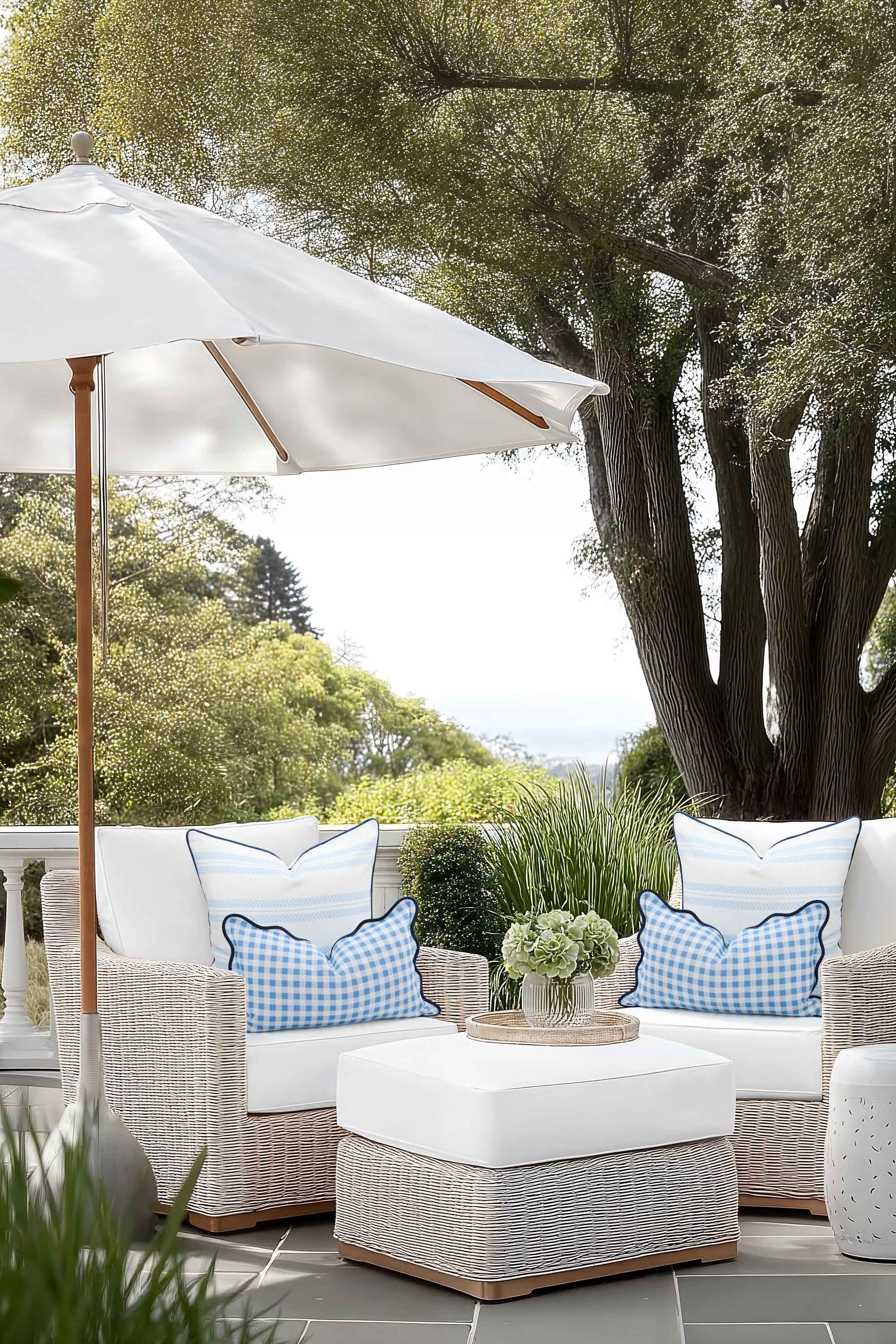 Verdra Leaf Striped, Indoor/Outdoor Baby Blue Striped Pillow Cover, with Piping, 22&quot;x22&quot;