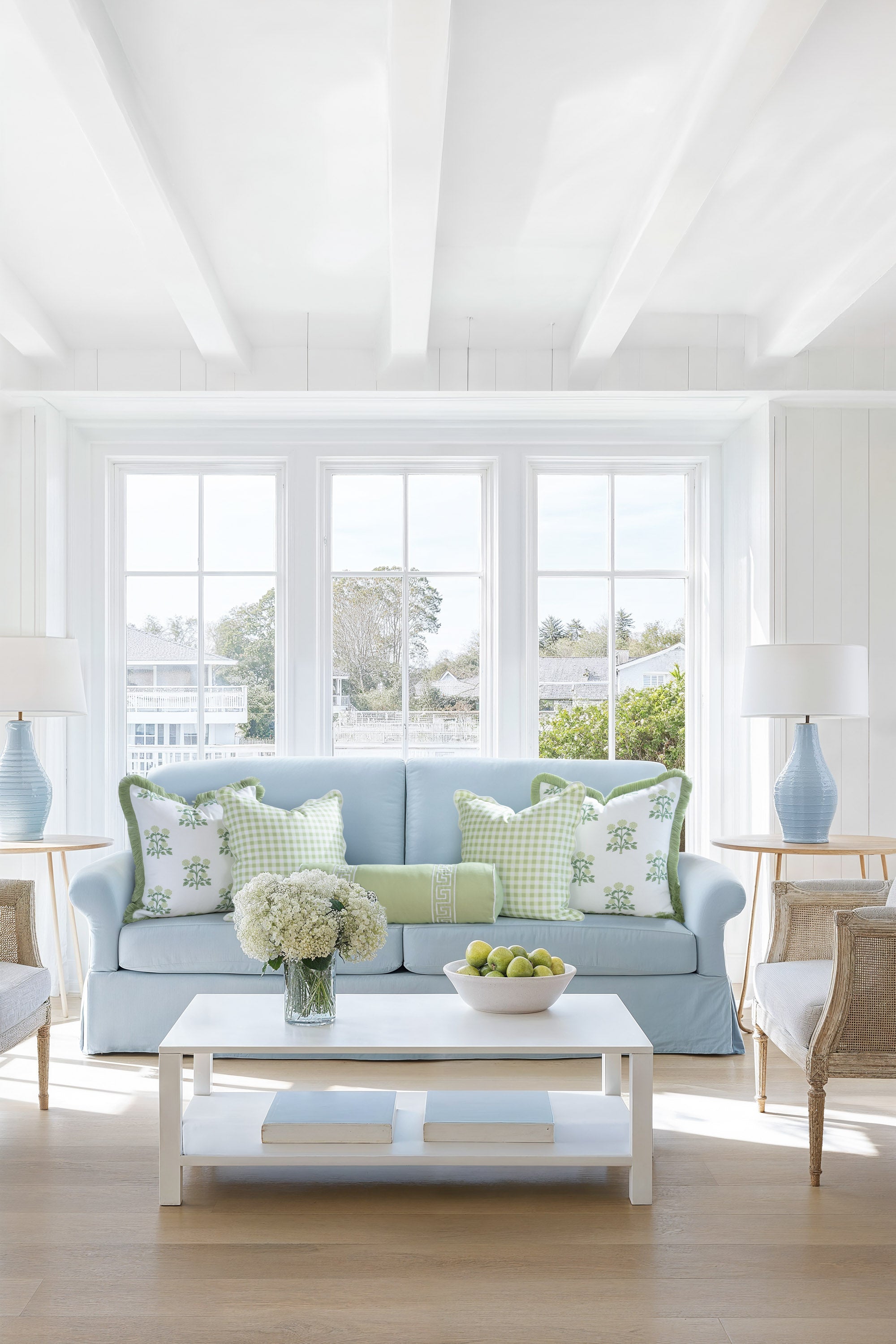 Lune, Indoor/Outdoor Grass Green Pillow Cover, with Scalloped Border, 20"x20"