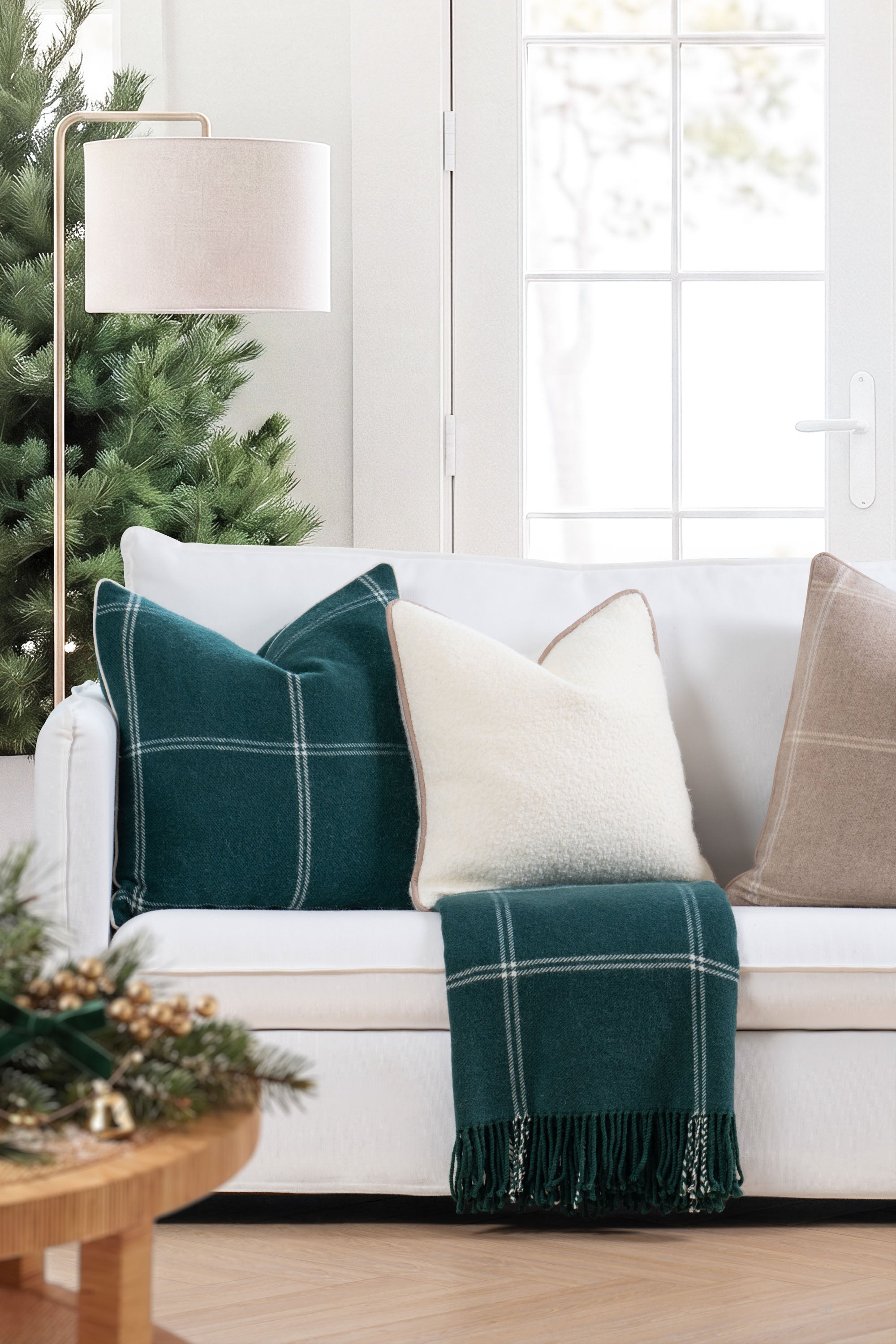 Chathia Windowpane, Merino Wool Accent Pillow Cover, Hunter Green, 22”x22”