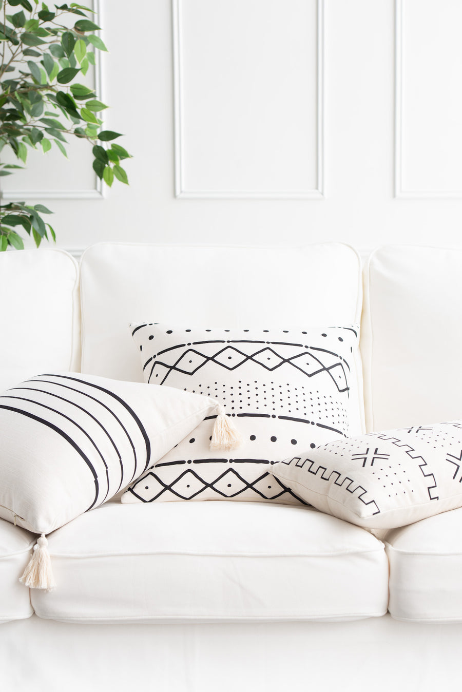 African Mud Cloth Lumbar Pillow Cover, X Dots, Black and White, 12