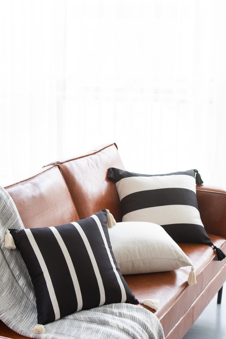 Modern Boho Outdoor Pillow Cover, Striped Tassel, Black, 18