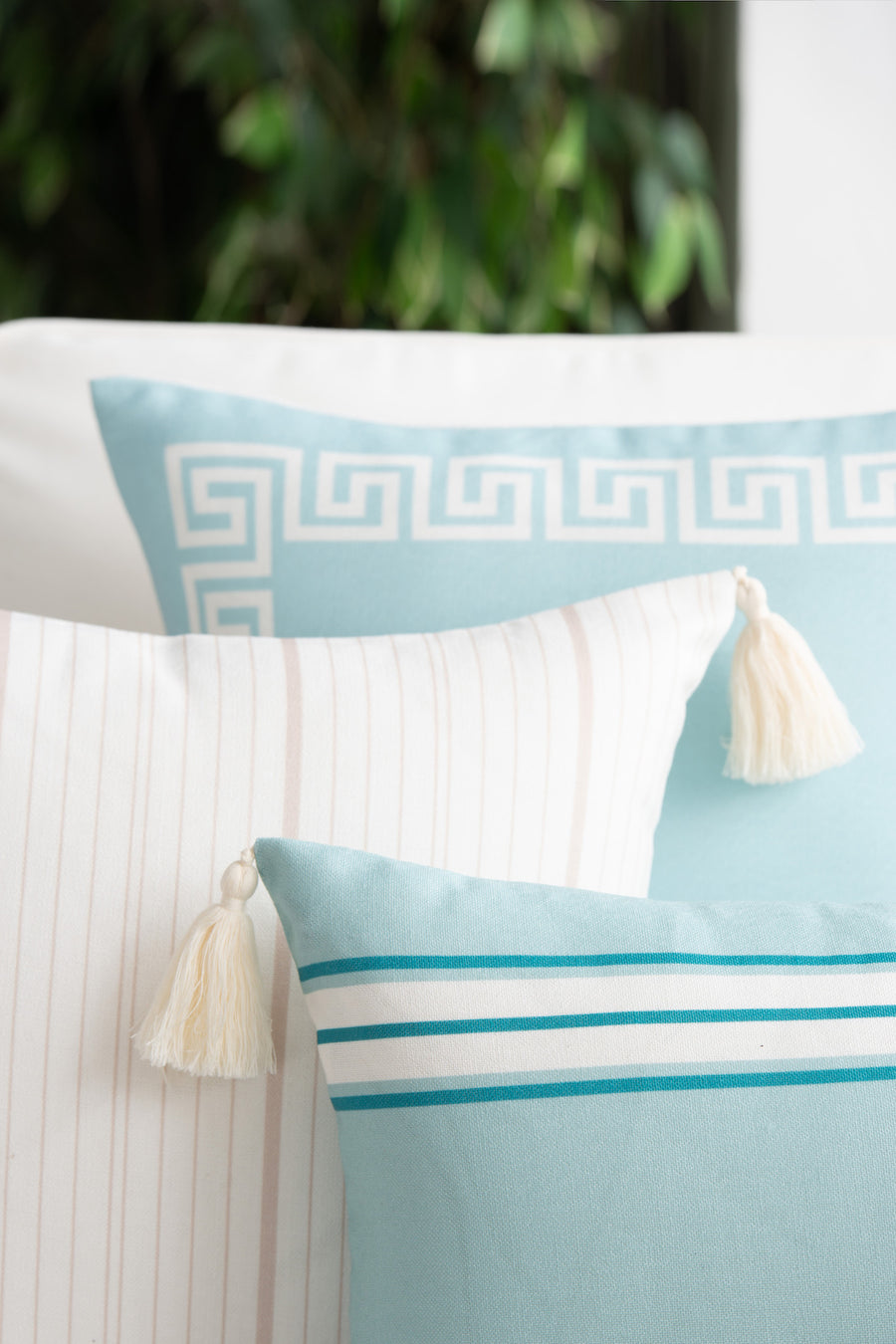 waterproof outdoor pillows