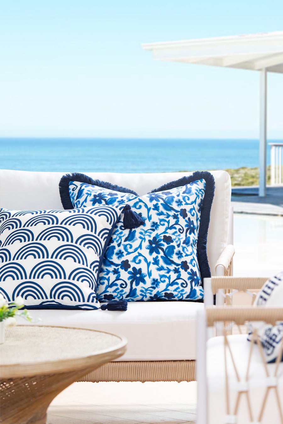 waterproof outdoor pillows