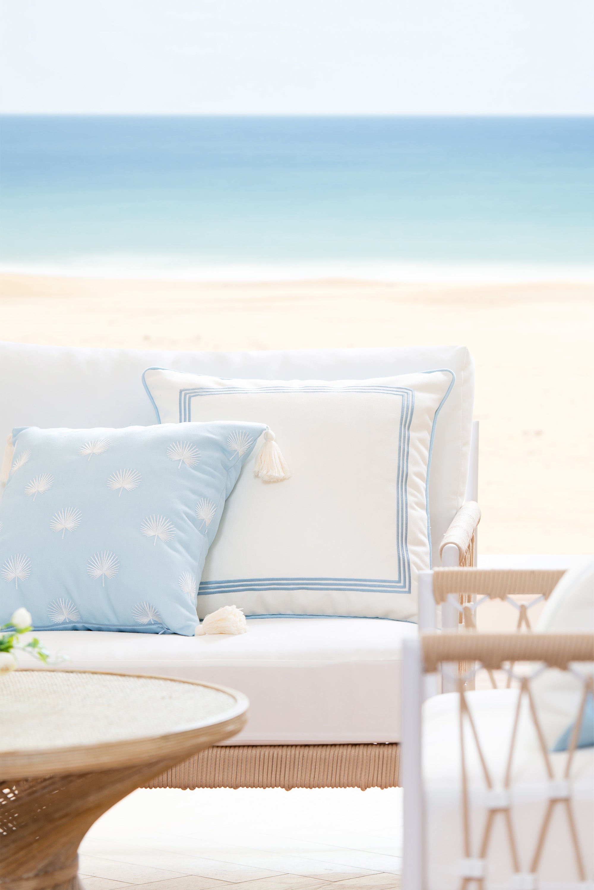 waterproof outdoor pillows