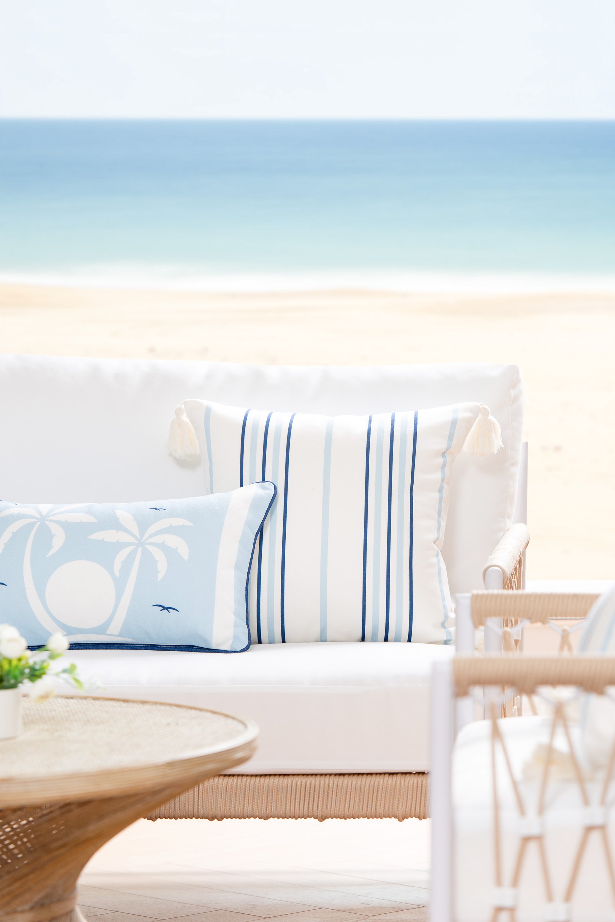 waterproof outdoor pillows