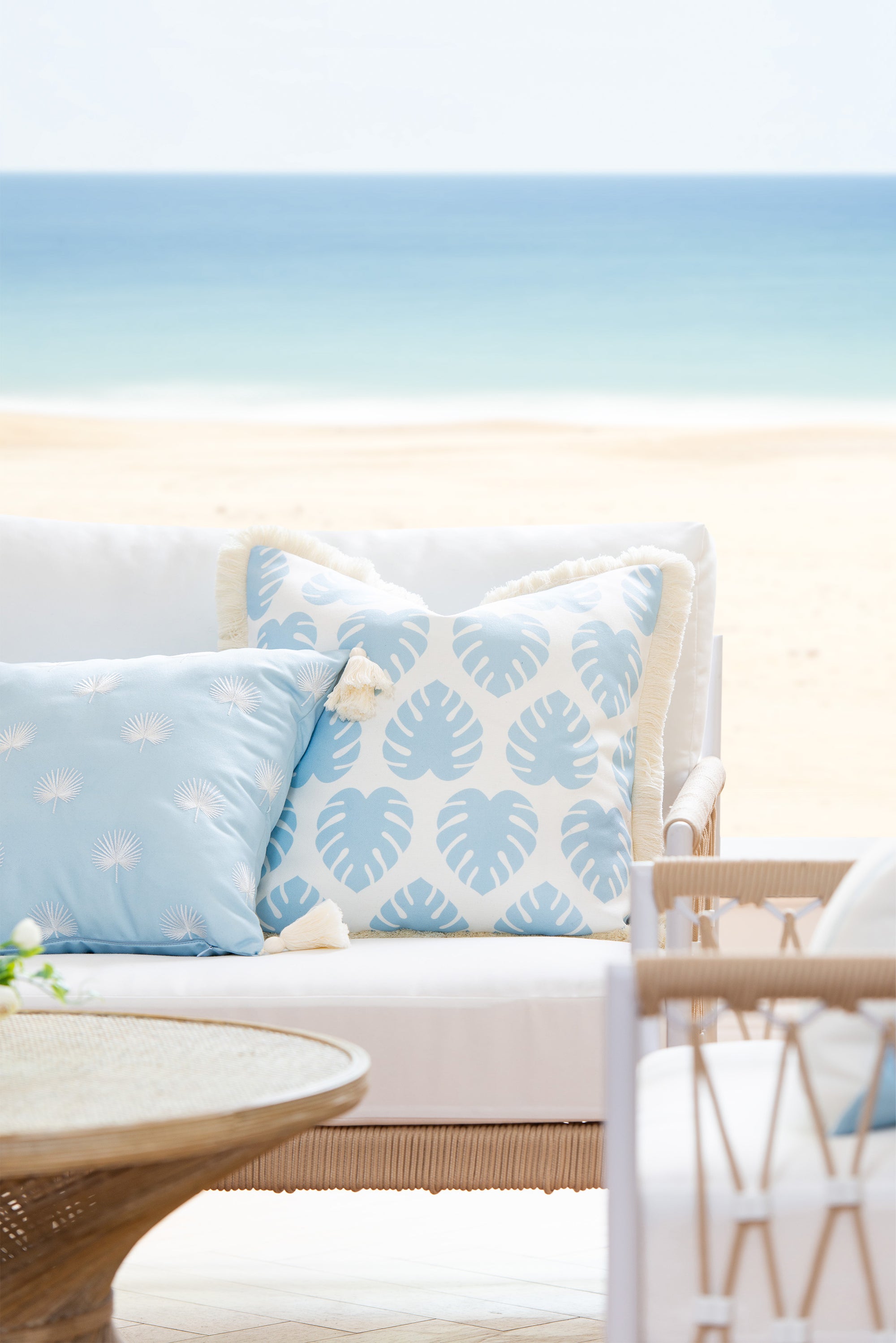 waterproof outdoor pillows