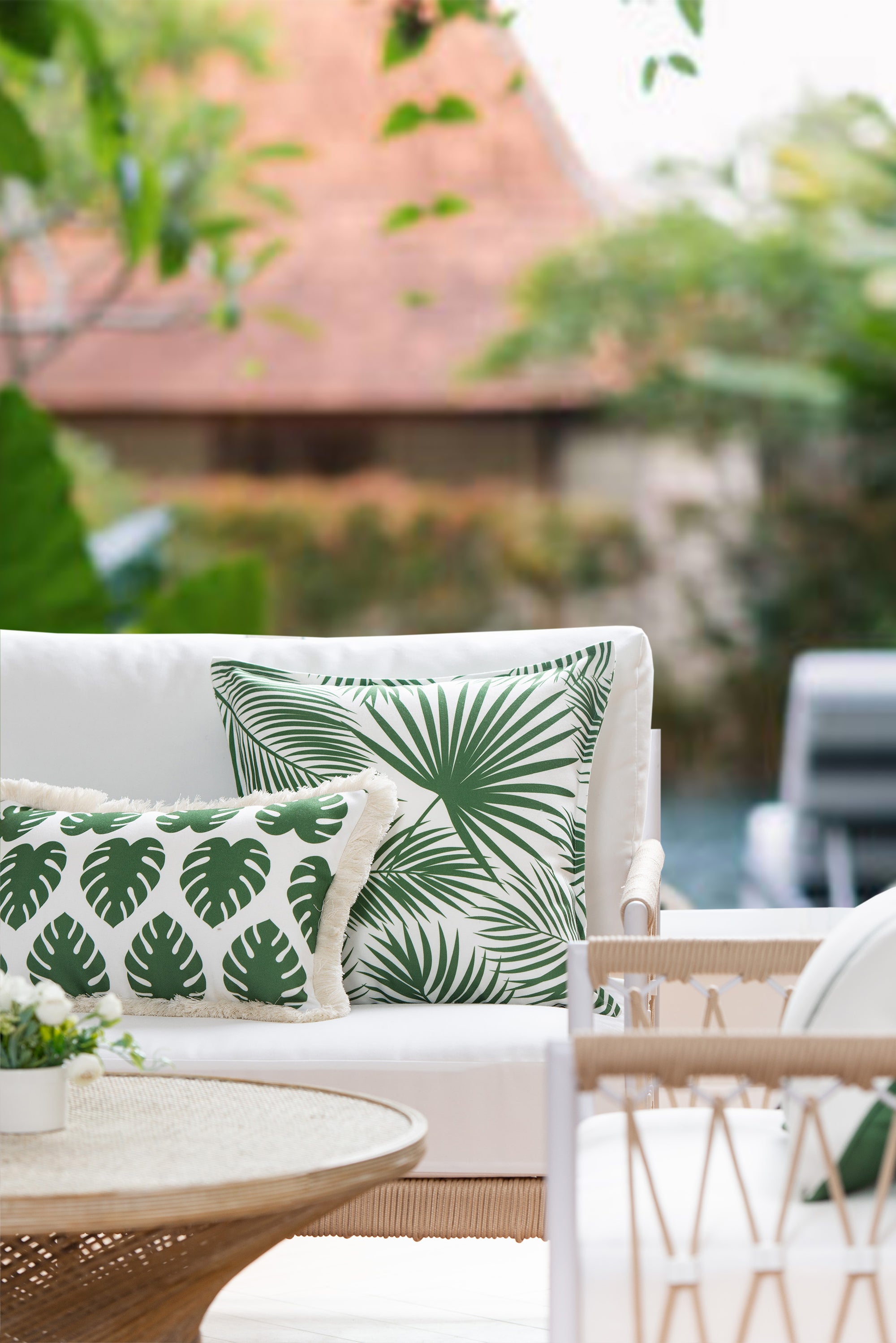 waterproof outdoor pillows