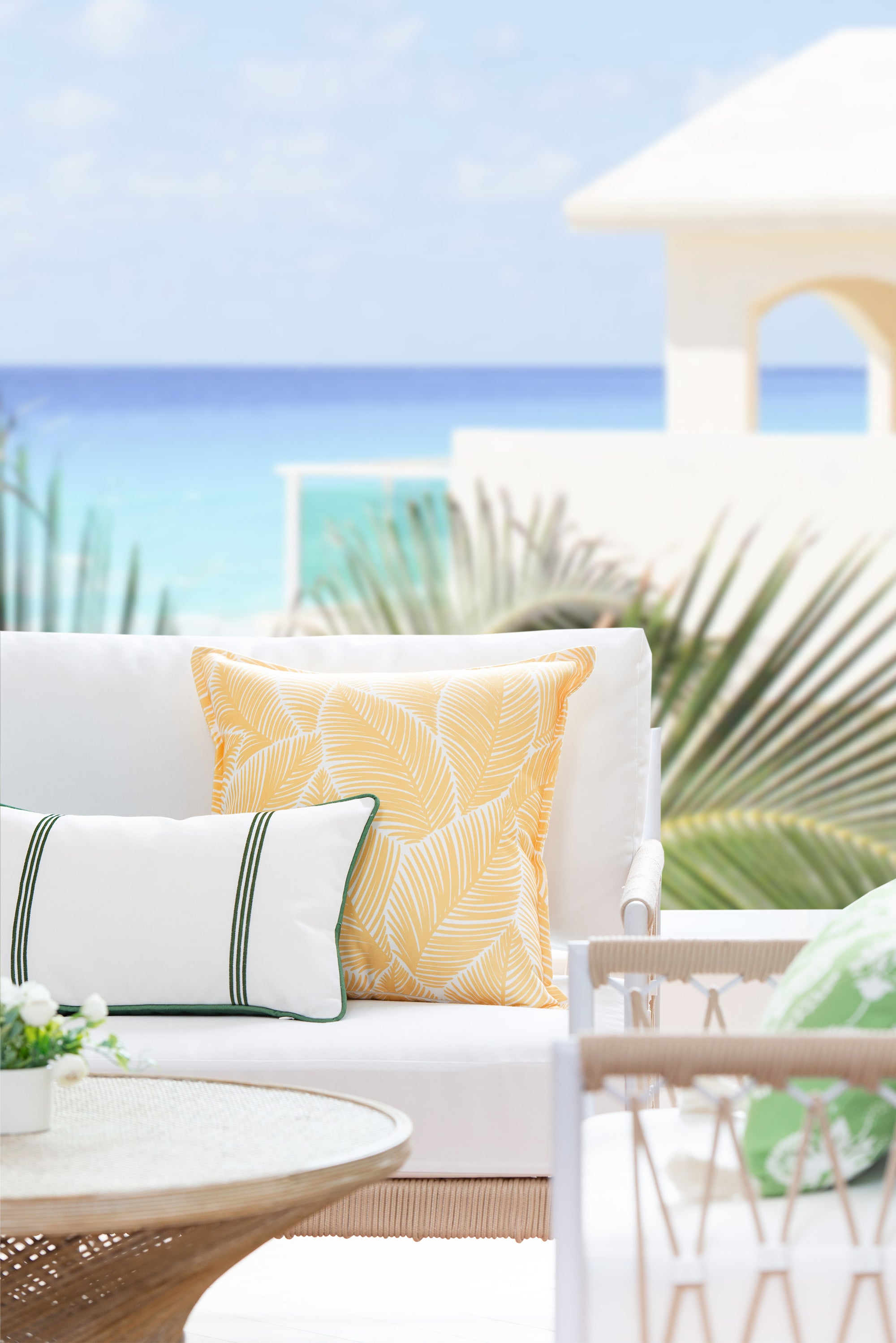 waterproof outdoor pillows