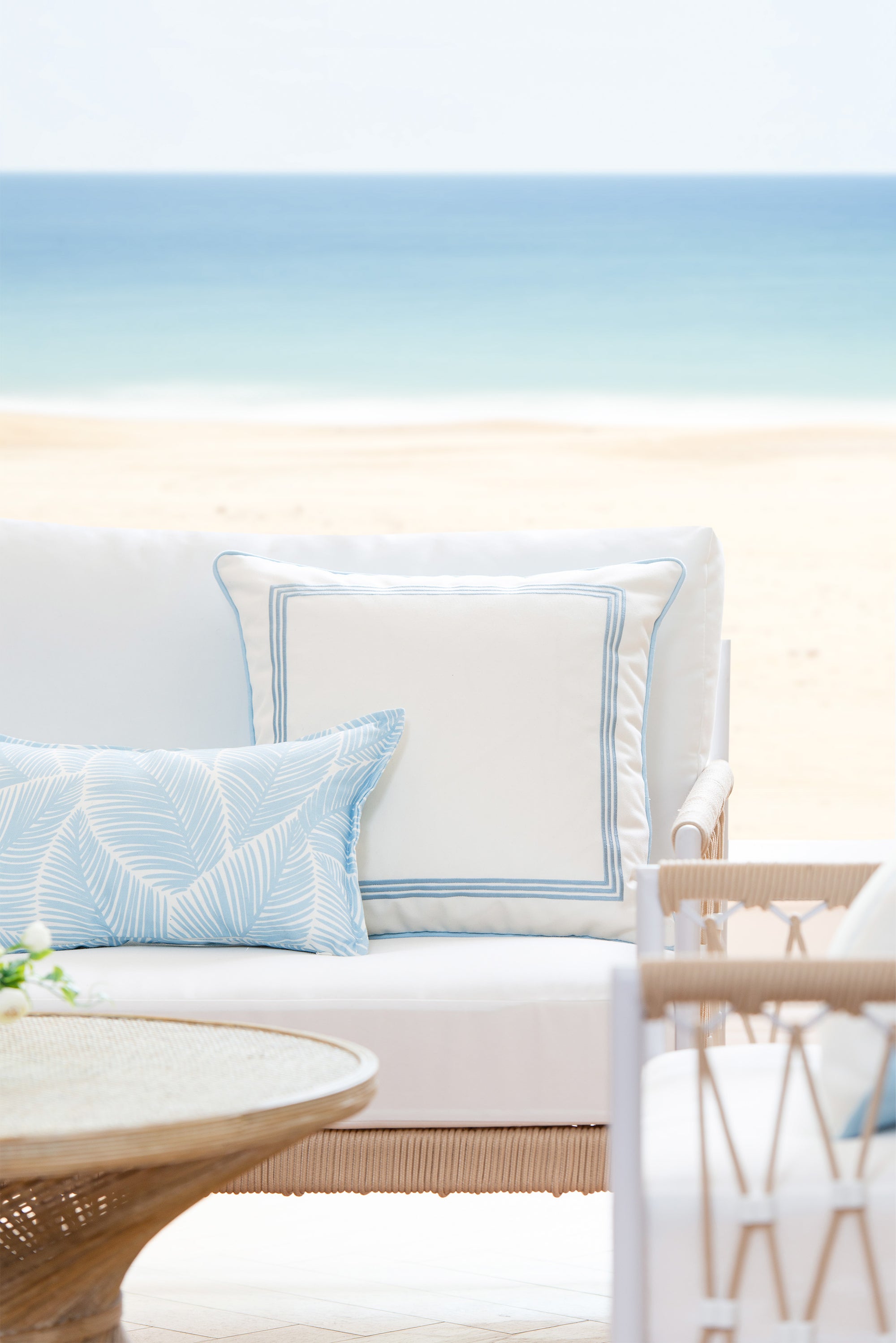 waterproof outdoor pillows