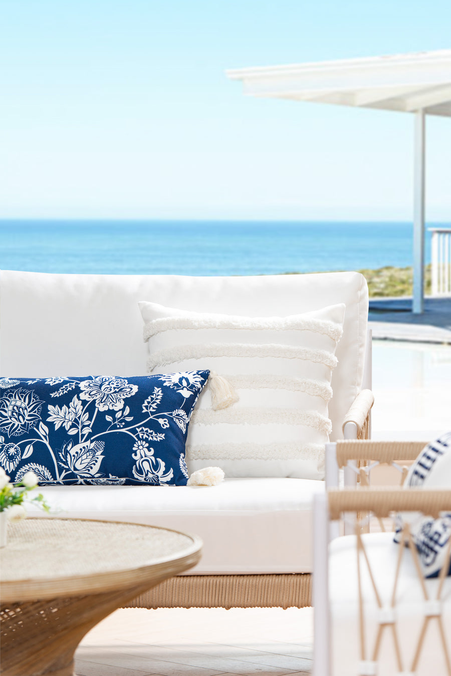 waterproof outdoor pillows