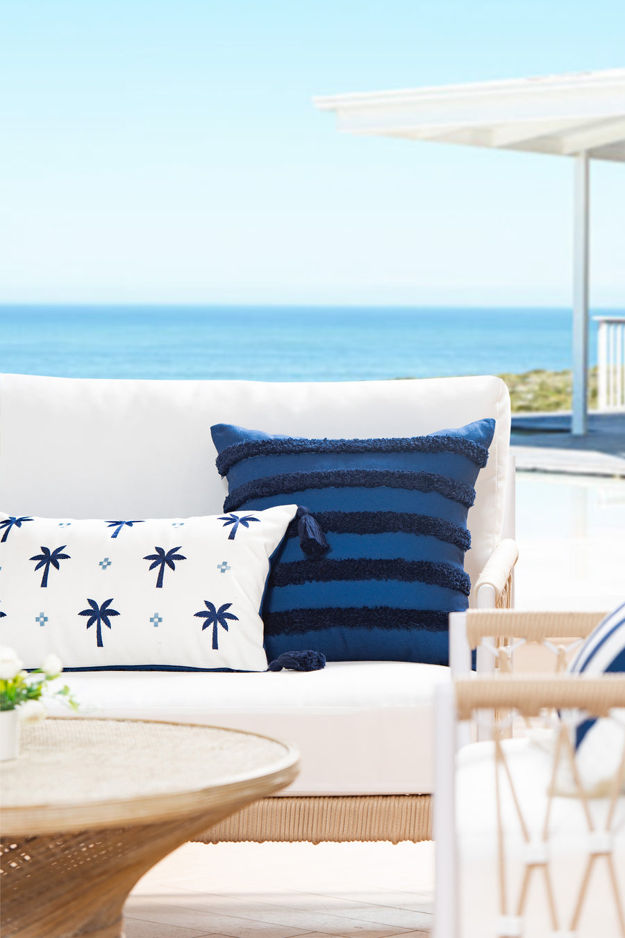 waterproof outdoor pillows