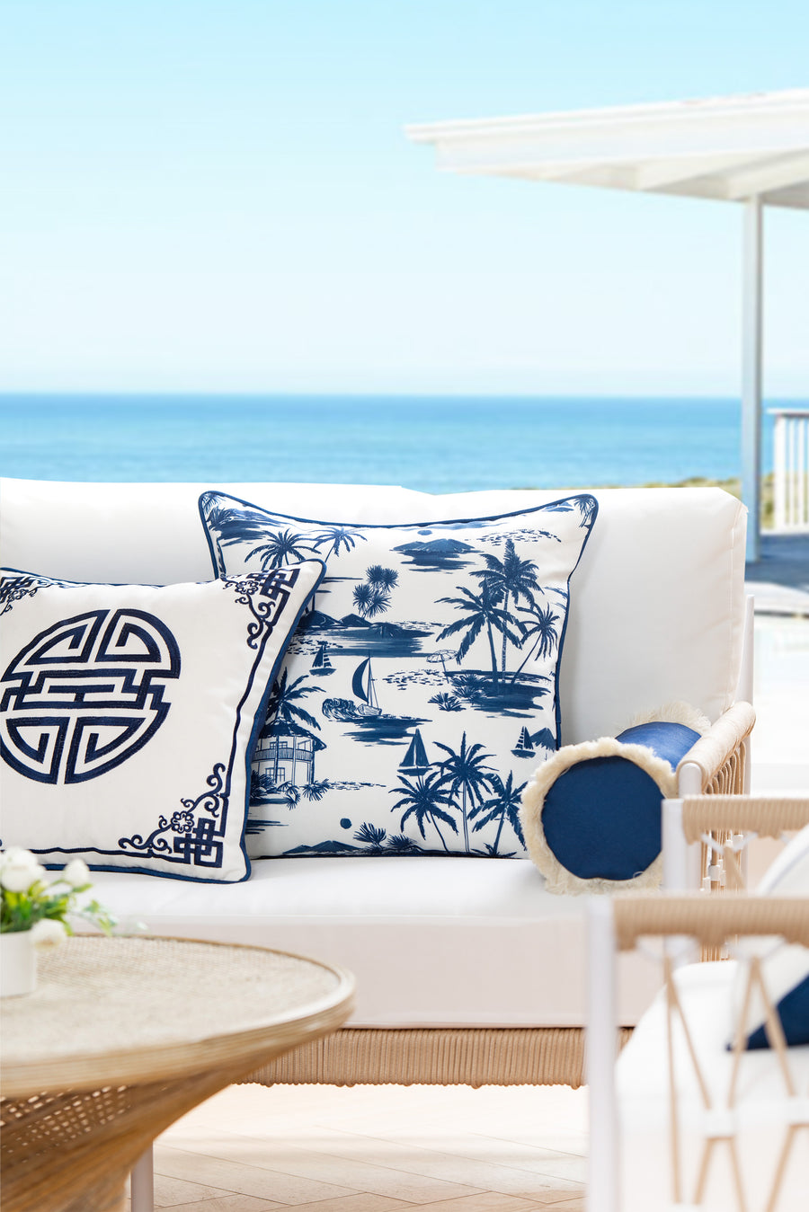 waterproof outdoor pillows