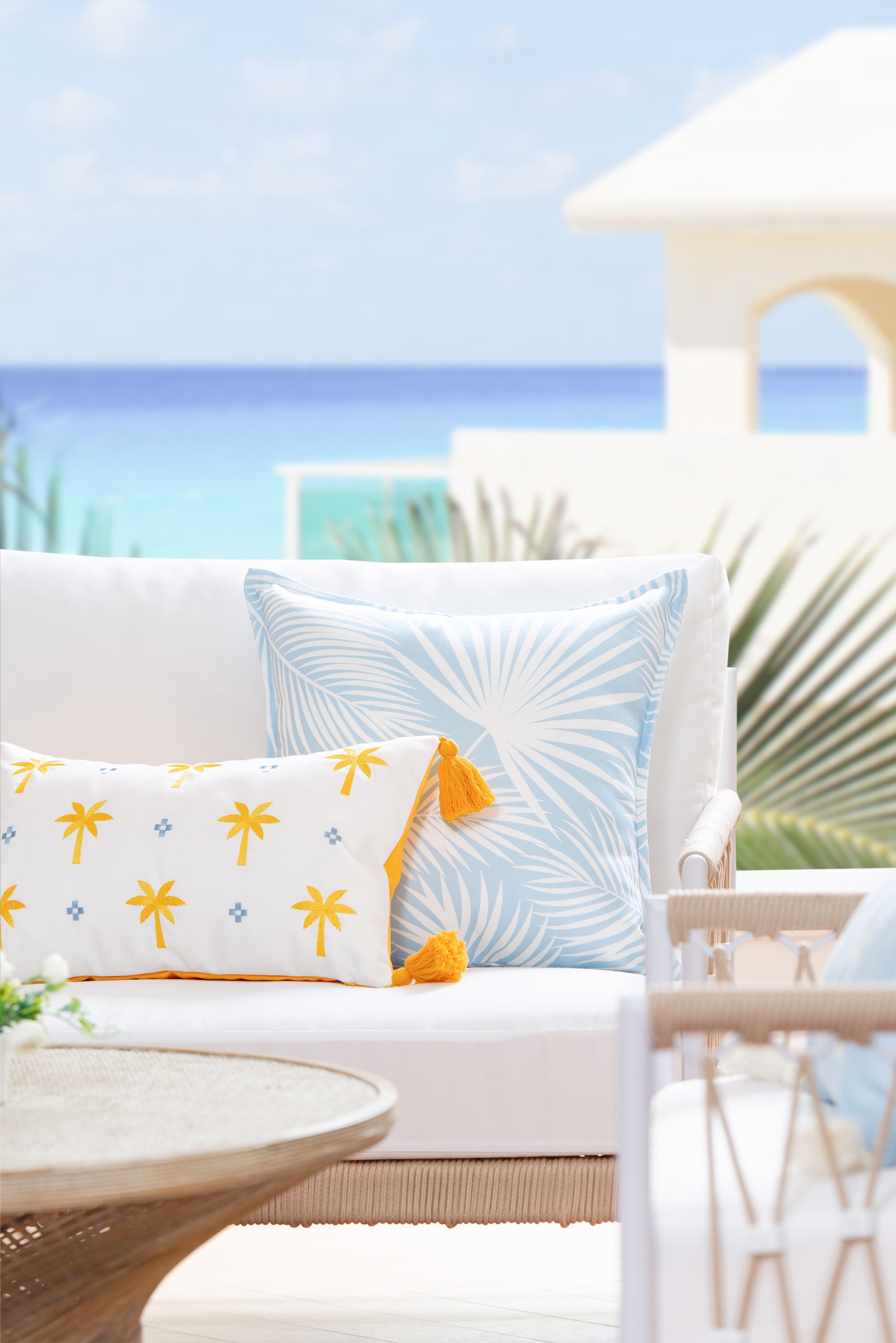 waterproof outdoor pillows
