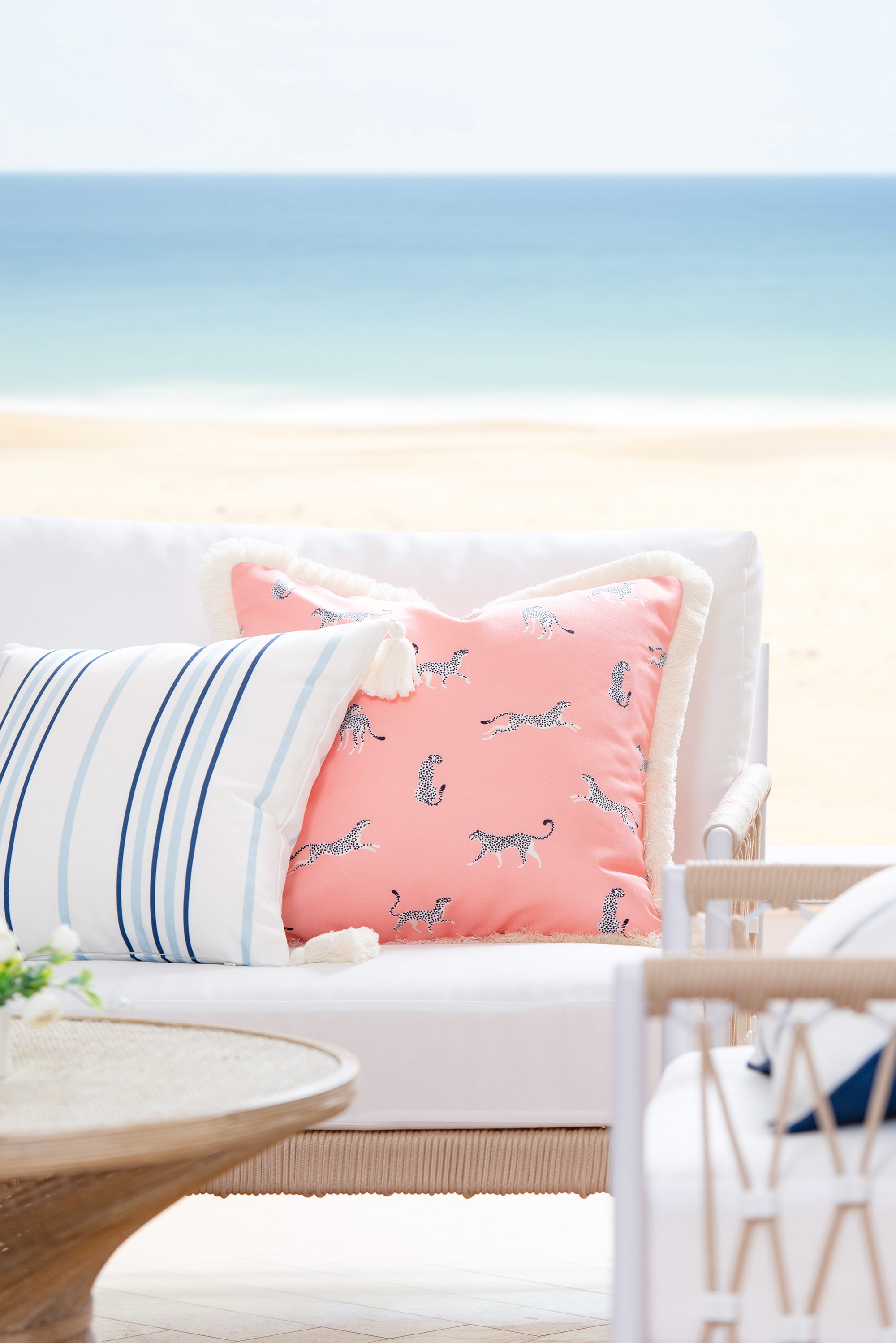 waterproof outdoor pillows