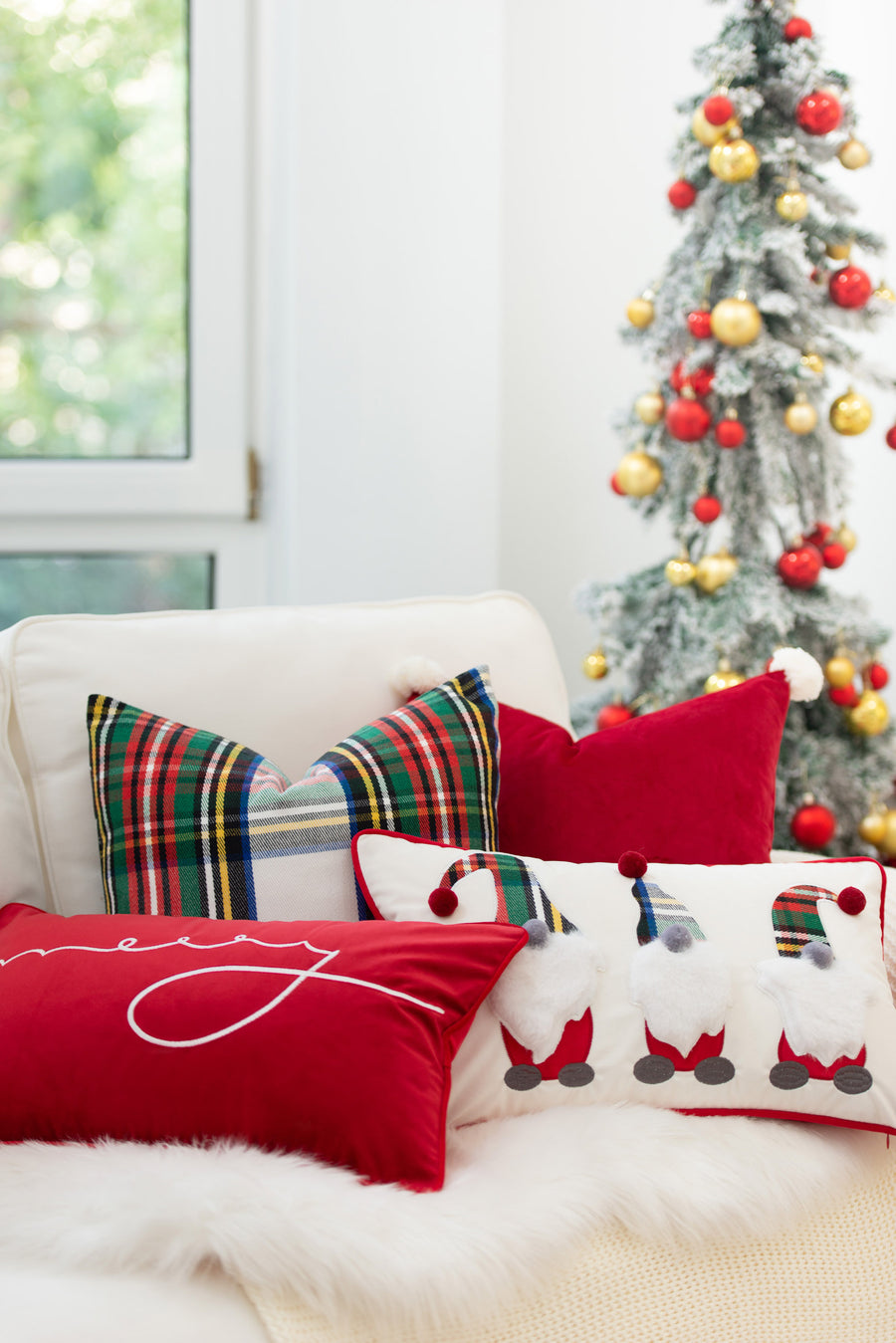 Hofdeco Premium Holiday Lumbar Pillow Cover, Christmas Gnomes, Red, 12