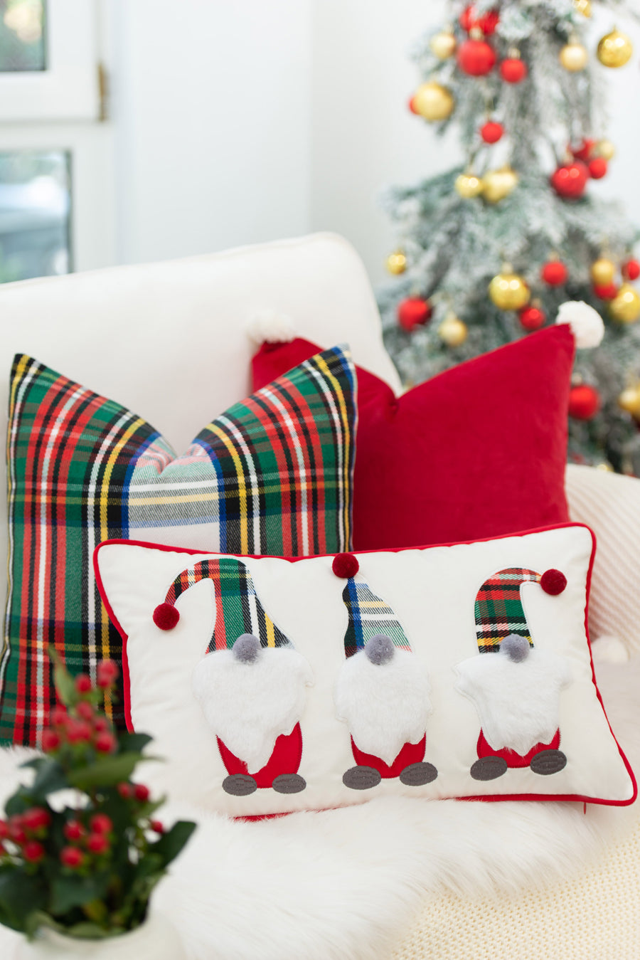 Hofdeco Premium Holiday Lumbar Pillow Cover, Christmas Gnomes, Red, 12