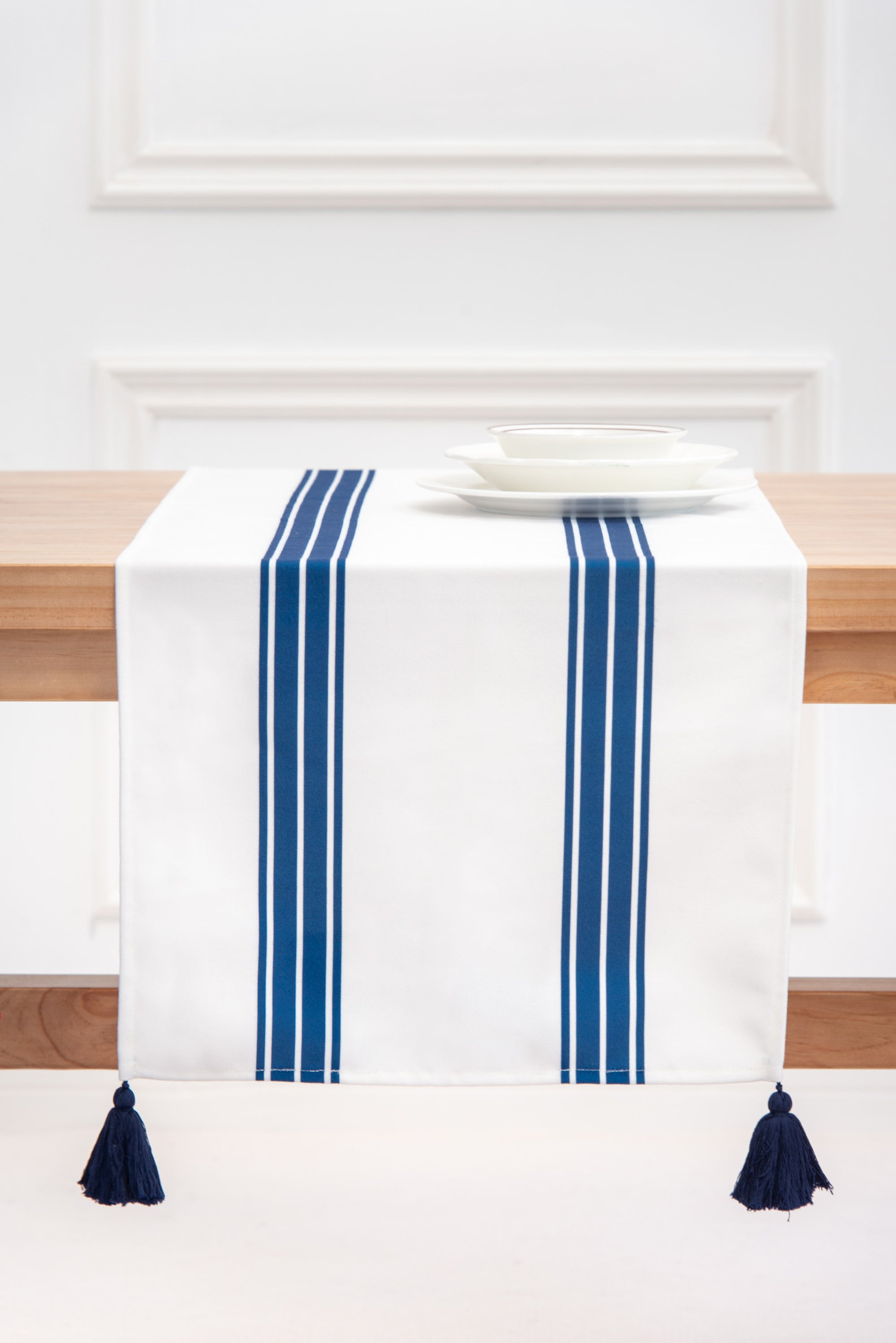 polyester table runner