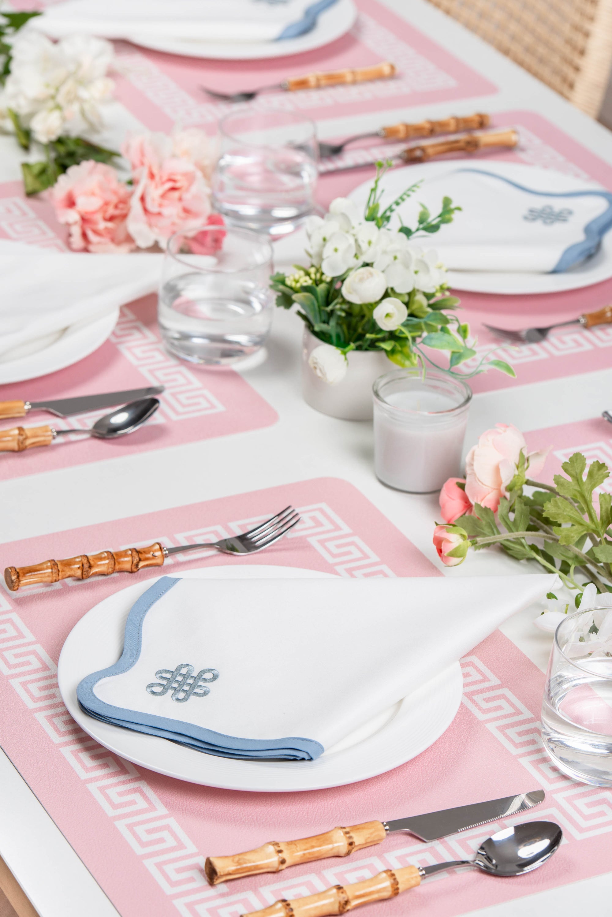 cloth napkins