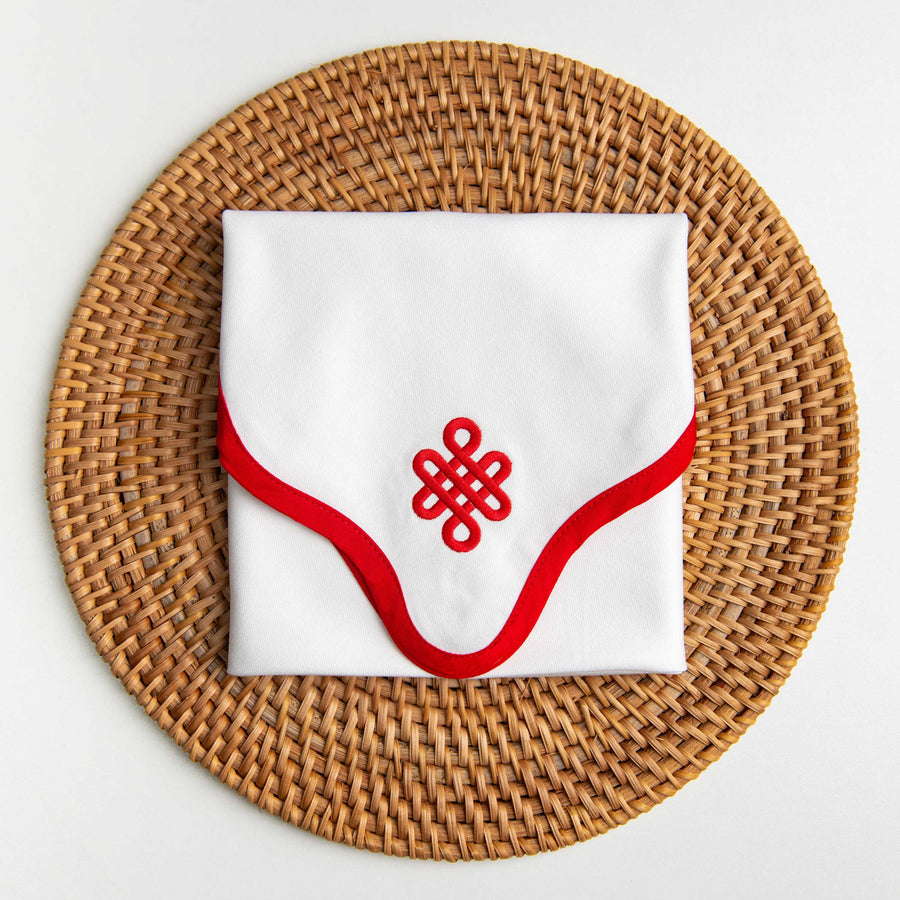 white cloth napkins